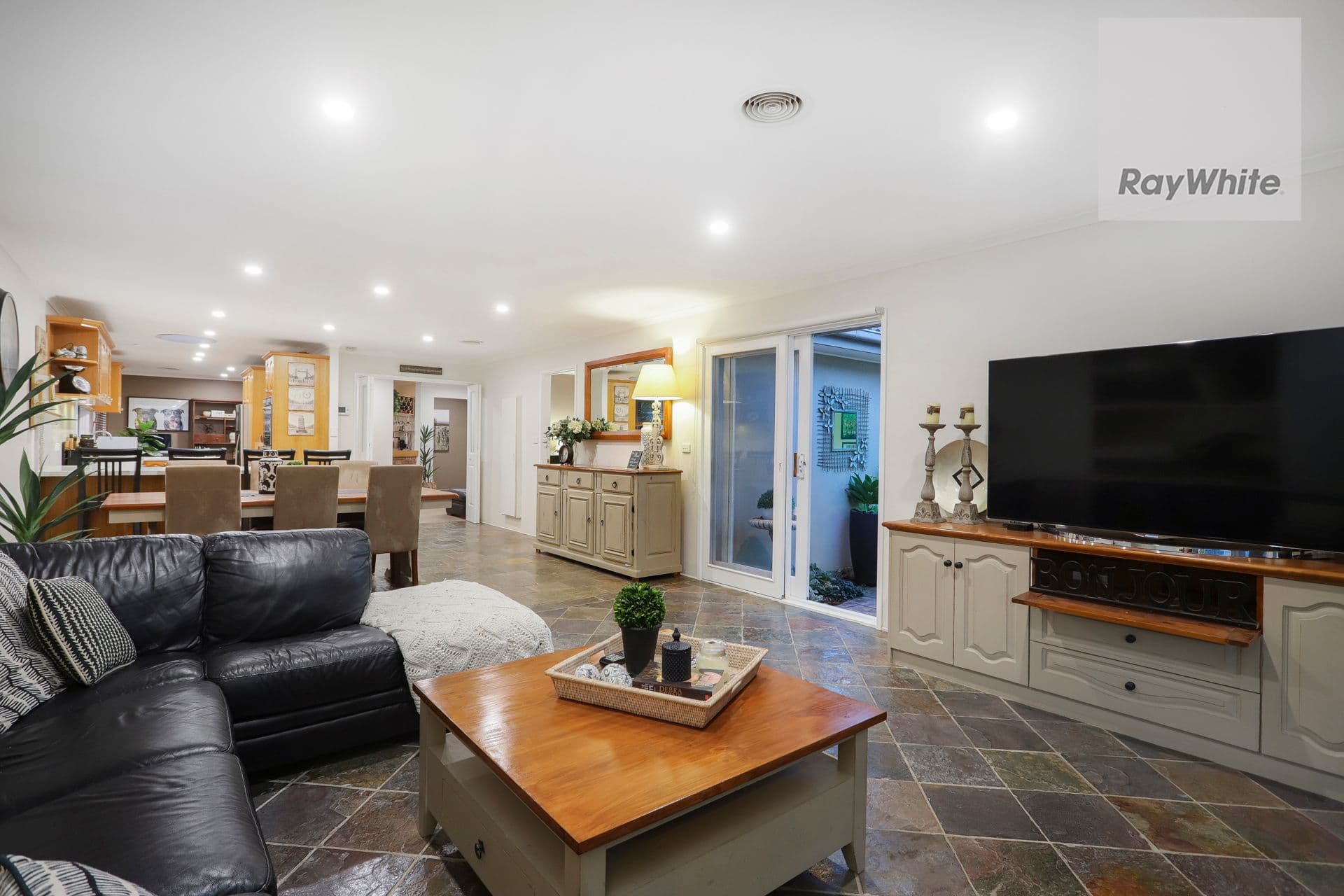 23 Arnside Crescent, Westmeadows VIC 3049, Westmeadows - Thumbnail 7