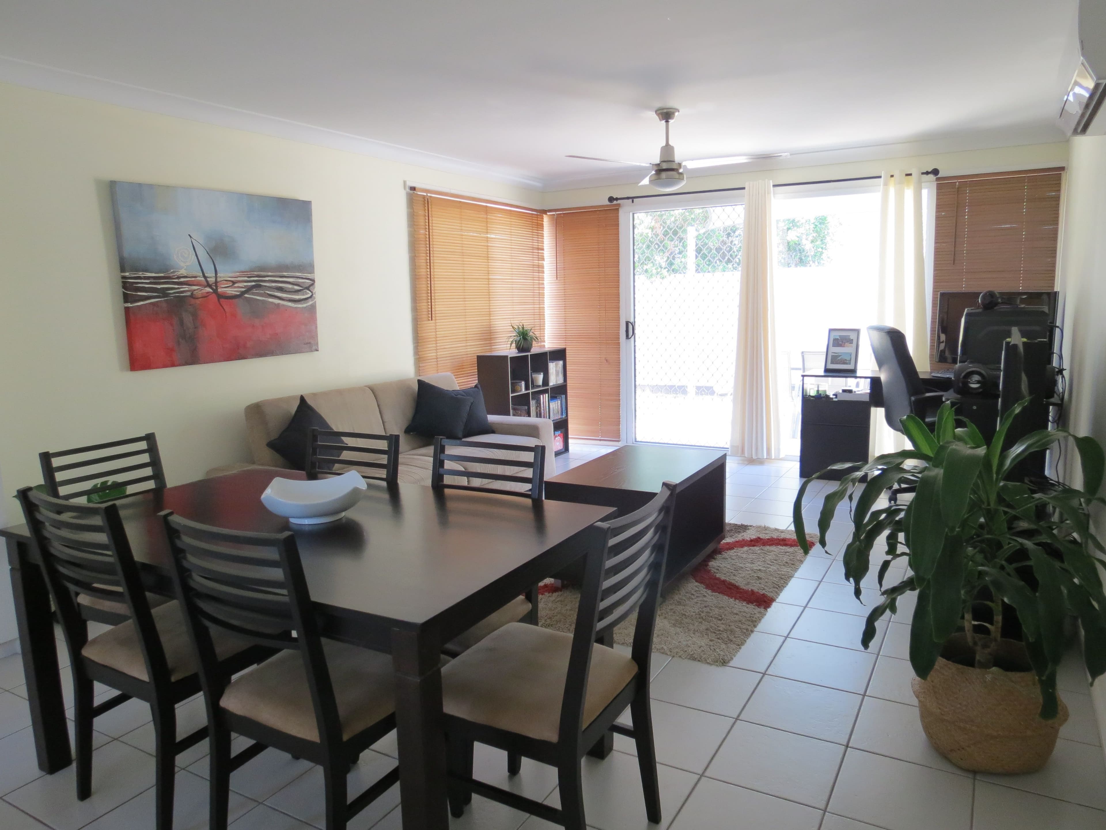 21 Mayfair Drive, Emerald QLD 4720, Emerald - Thumbnail 4