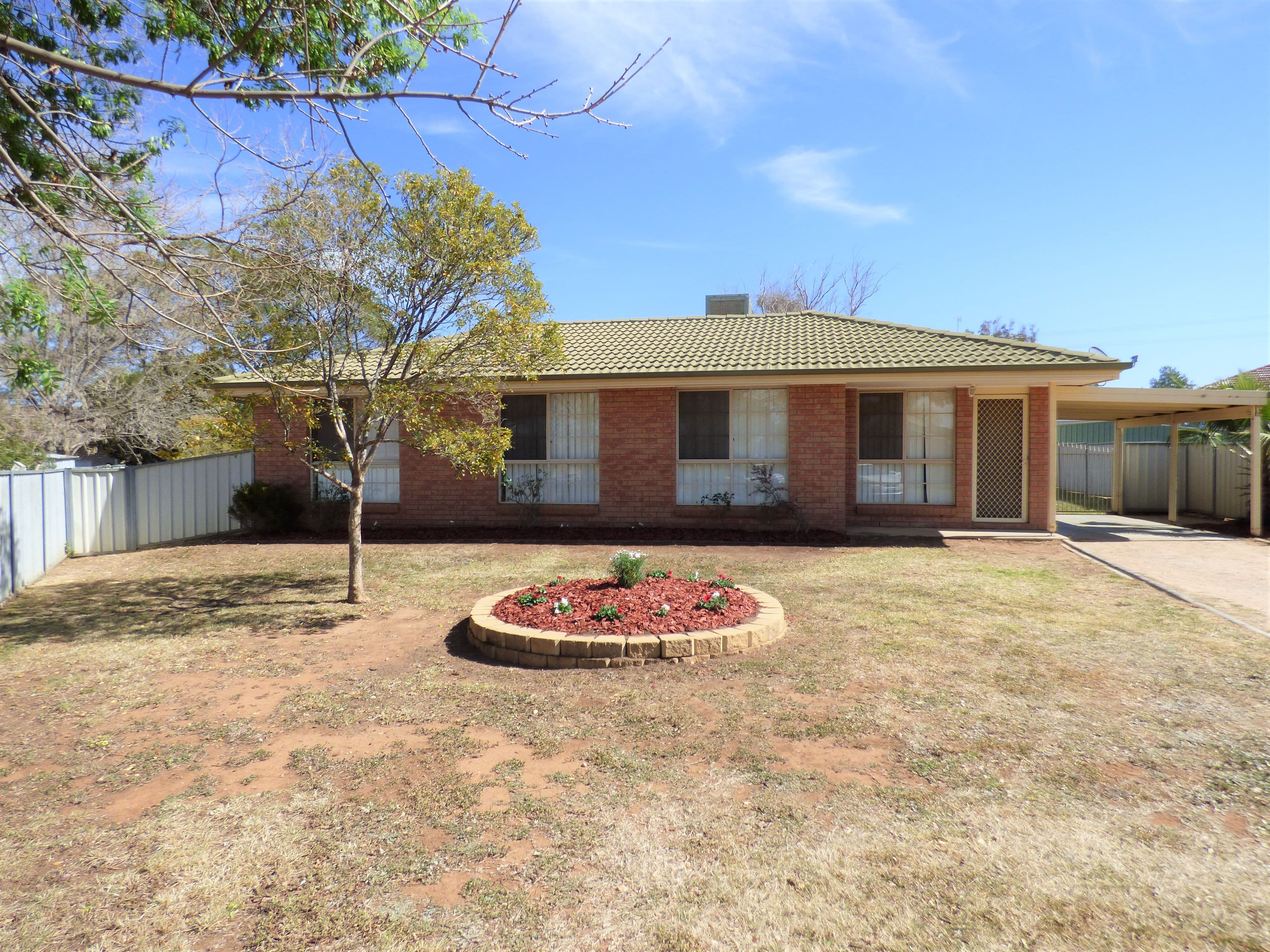 17 Thames Street, Forbes - Image 1