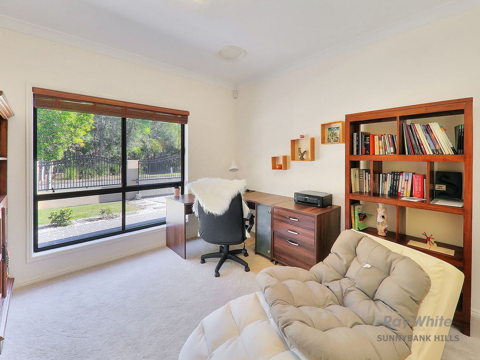 10 White Cedar Circuit, Stretton QLD 4116, Stretton - Thumbnail 3