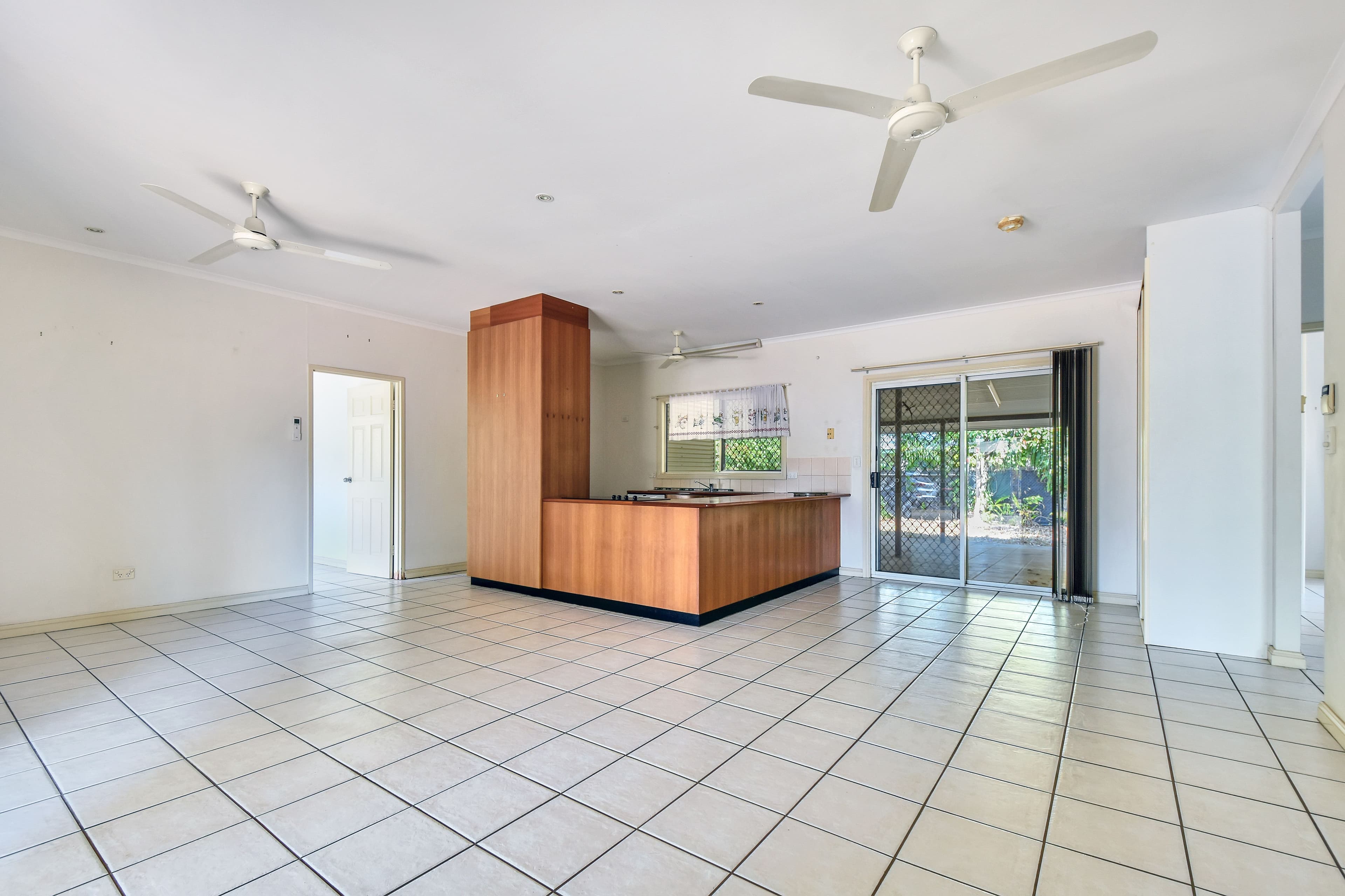 2 Centauri Court, Woodroffe NT 0830, Woodroffe - Thumbnail 2