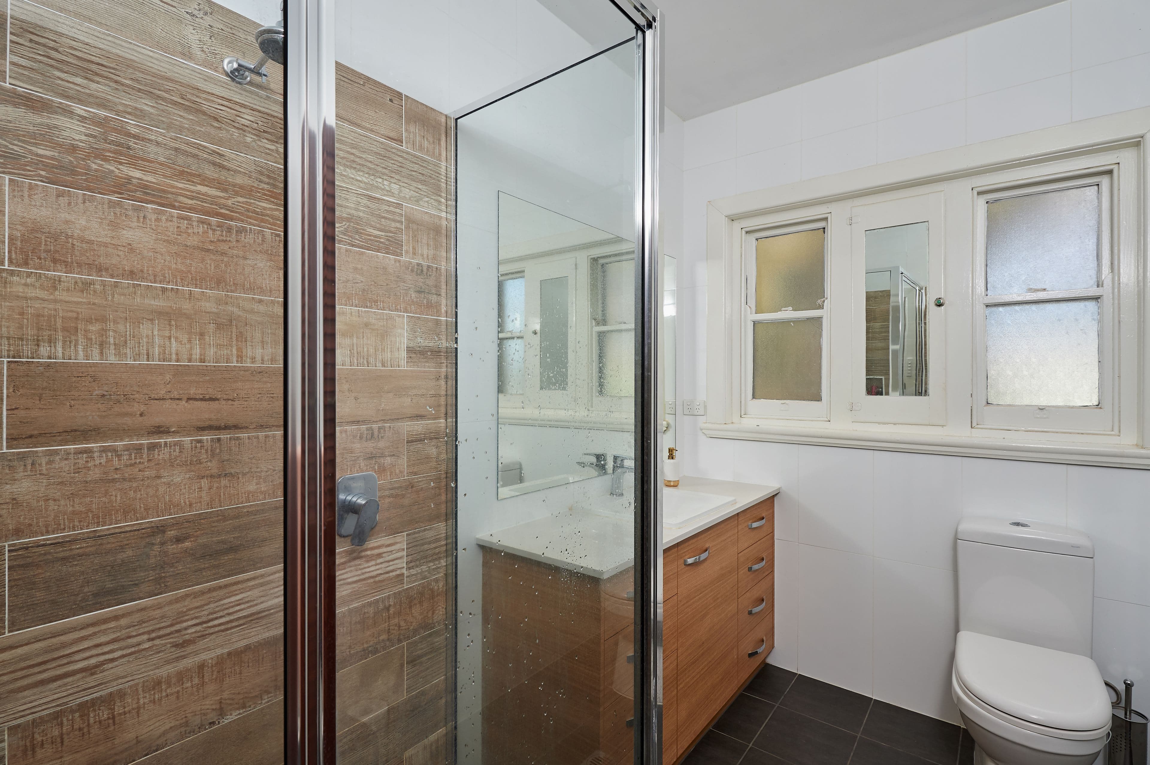 42 Slocum Street, Wagga Wagga - Thumbnail 6