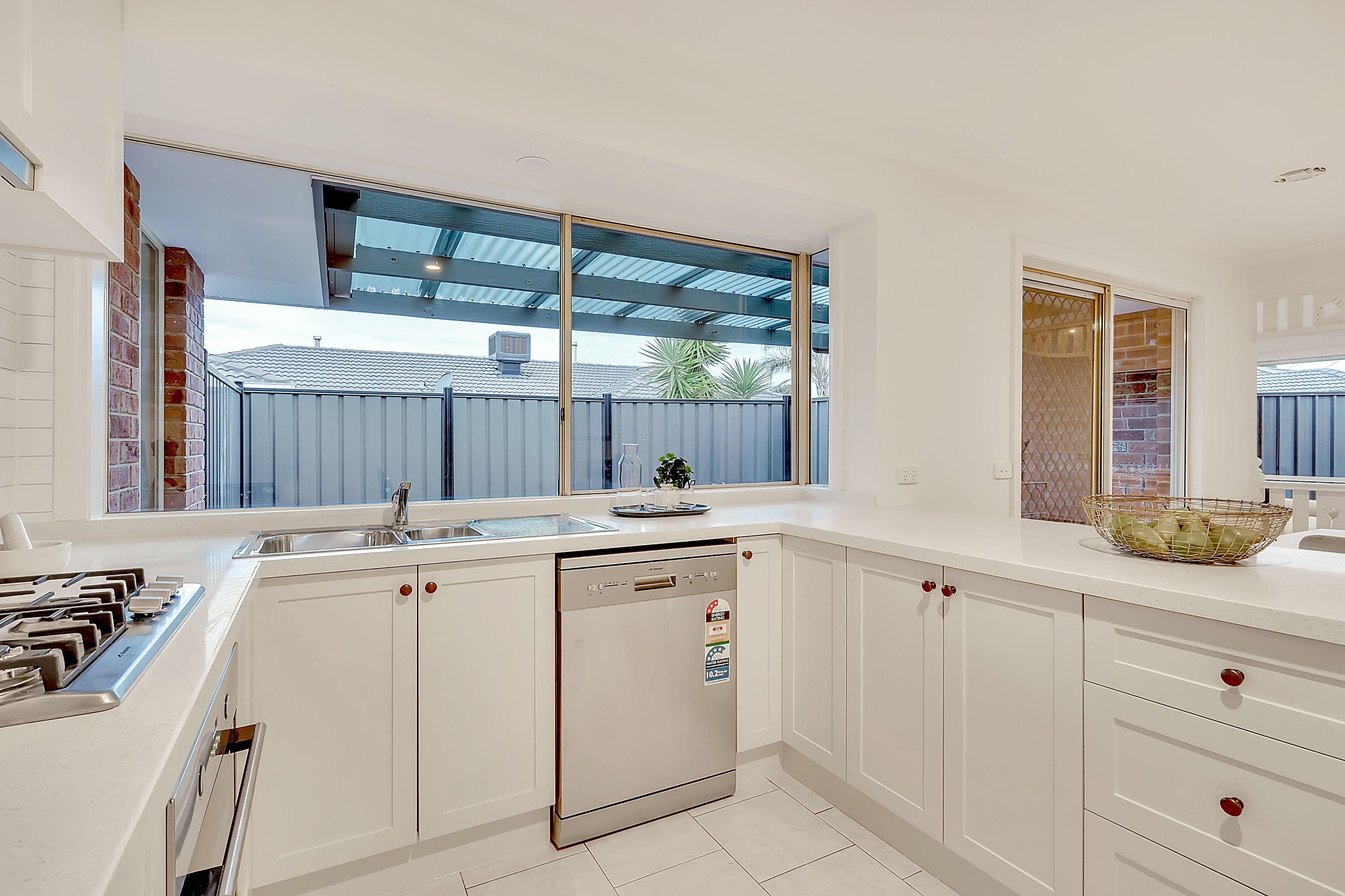 129 Hothlyn Drive, Craigieburn VIC 3064, Craigieburn - Thumbnail 6