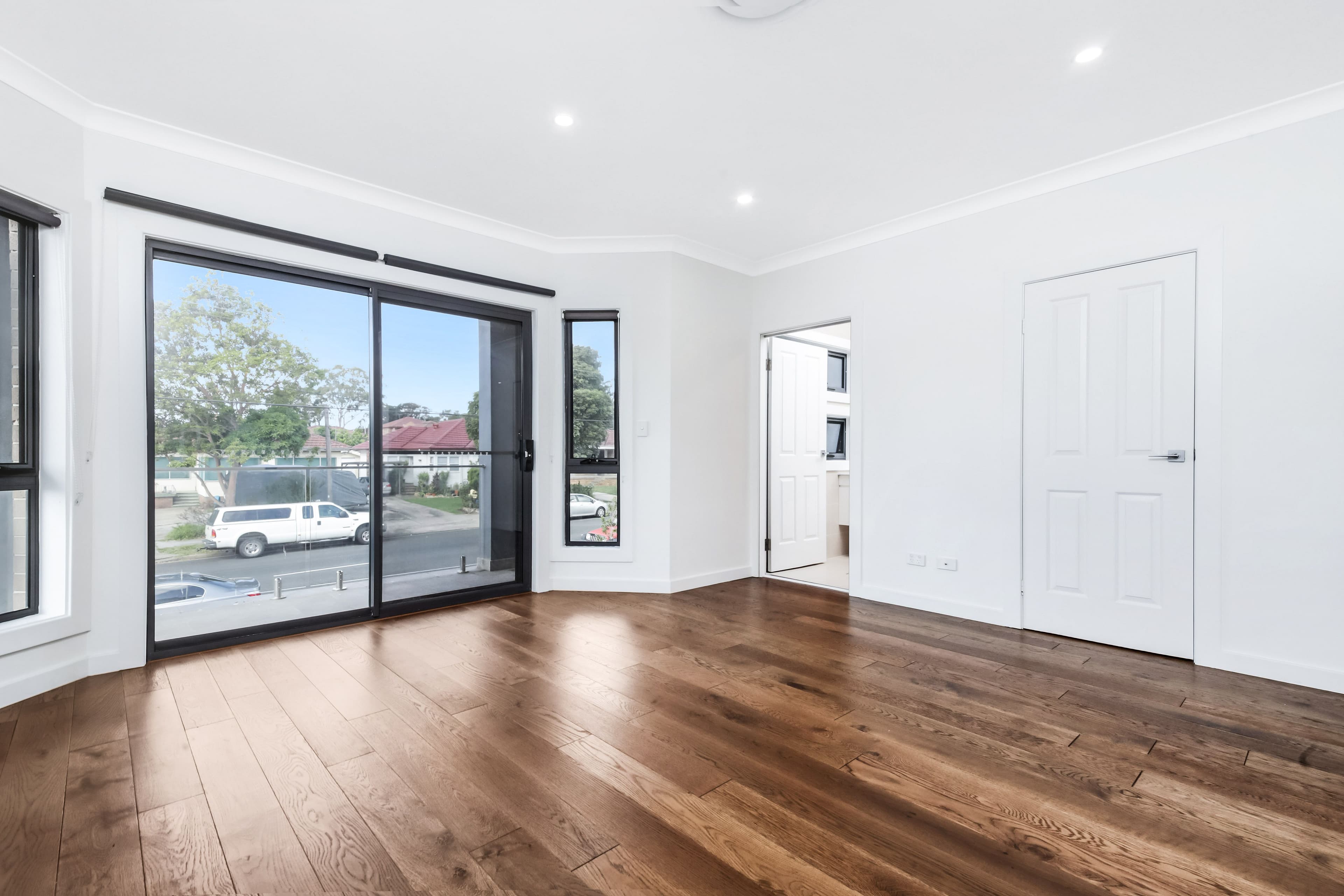 8 Edgar Street, Yagoona NSW 2199, Yagoona - Thumbnail 4