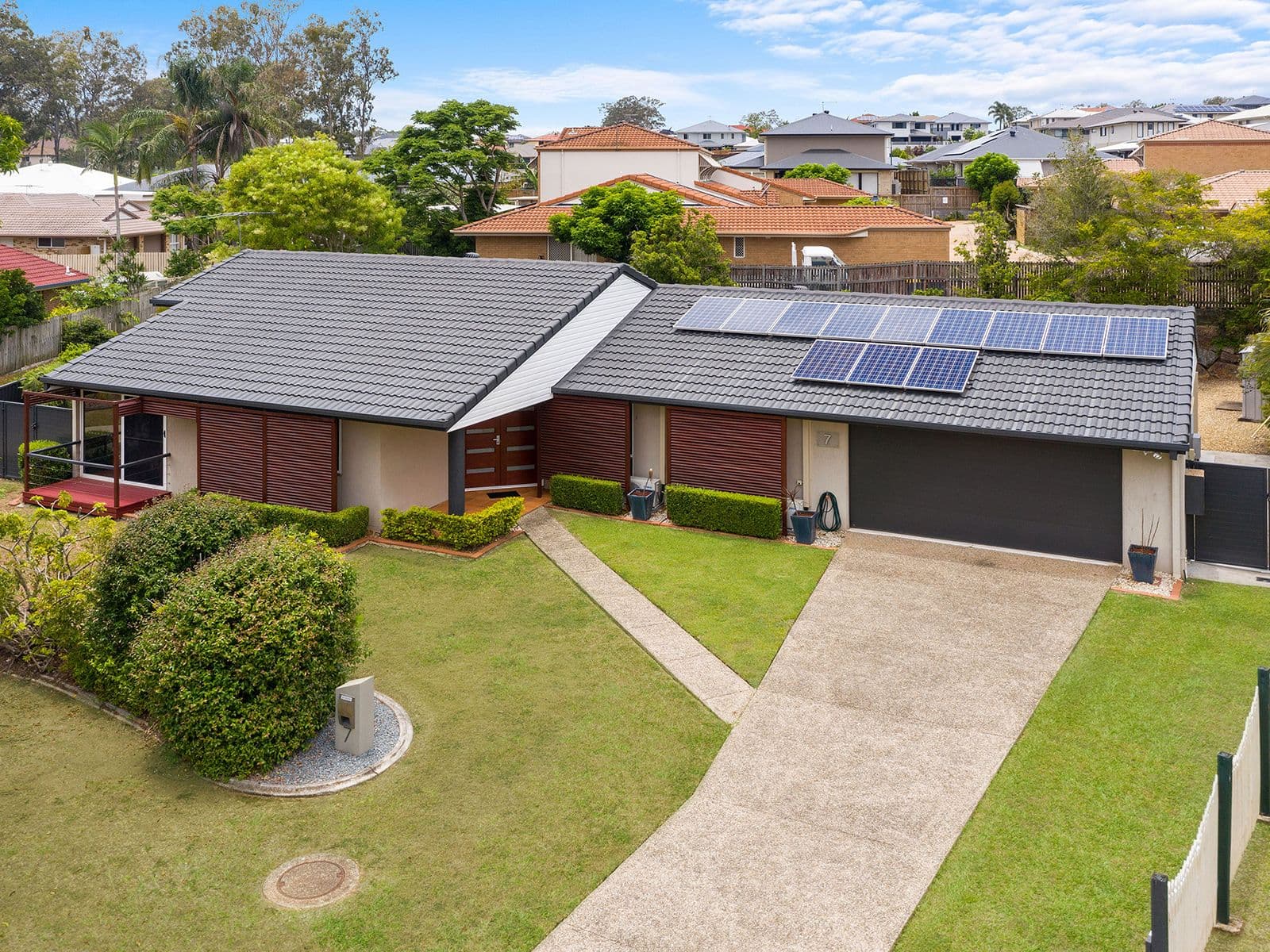 7 Parkview Place, Bridgeman Downs QLD 4035, Bridgeman Downs - Thumbnail 5