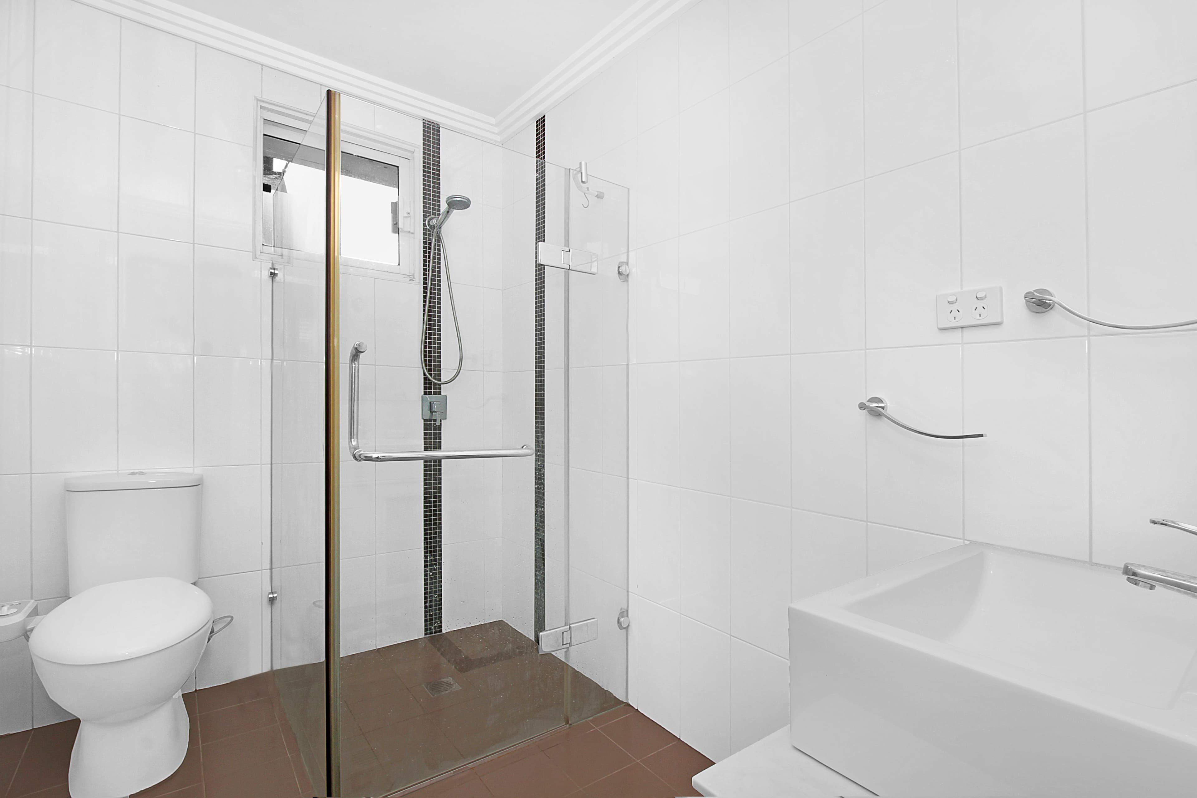 19 Dampier Crescent, Fairfield West NSW 2165, Fairfield West - Thumbnail 4