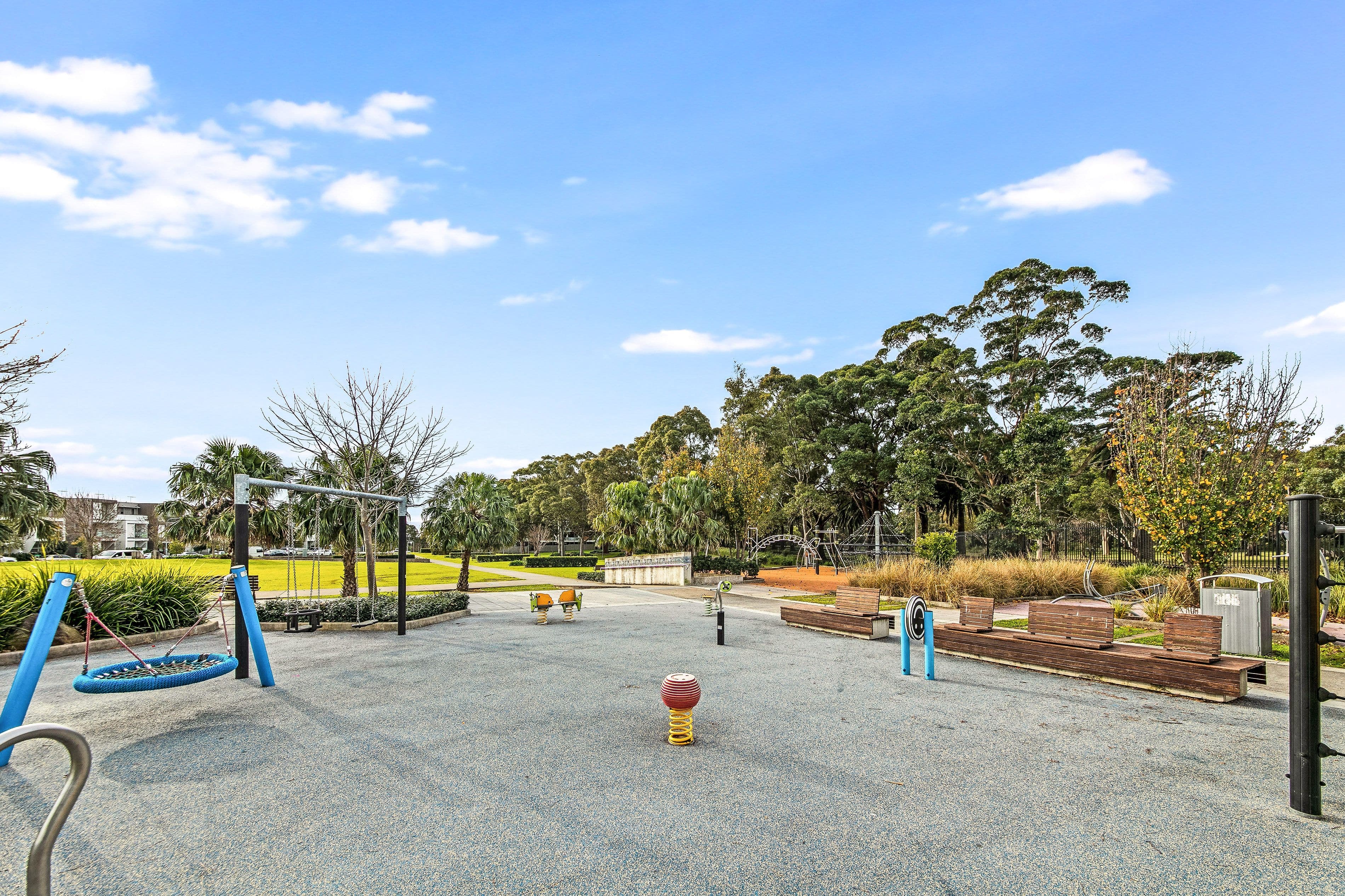 7 Rowe Drive, Potts Hill NSW 2143, Potts Hill - Thumbnail 5