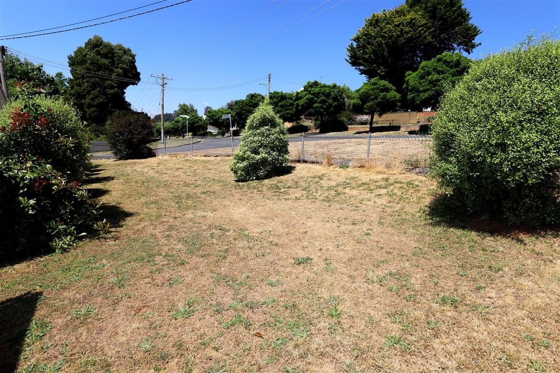 29 Corralyn Avenue, Batlow NSW 2730, Batlow - Thumbnail 5