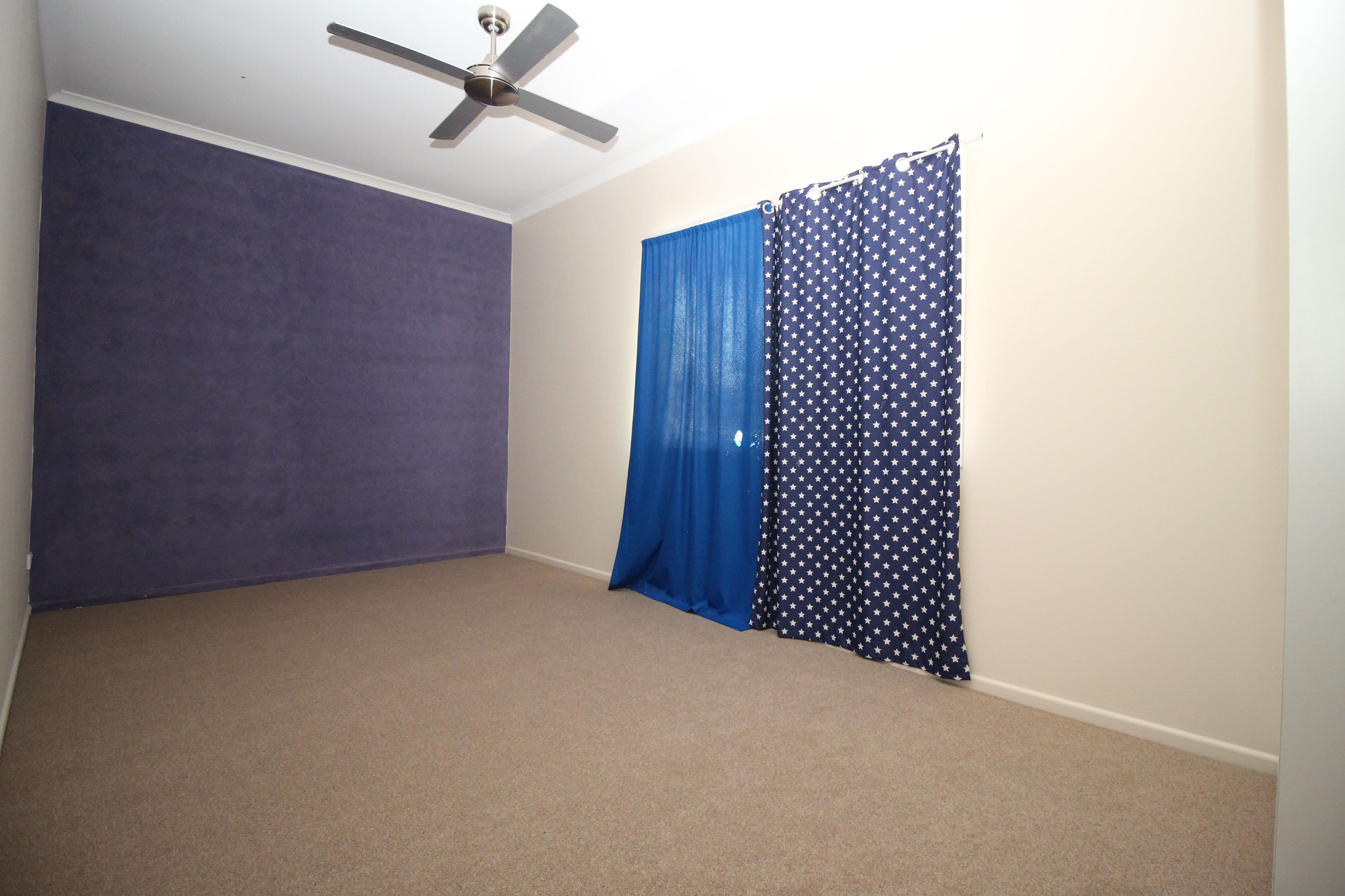 21 Park Avenue, Emerald QLD 4720, Emerald - Thumbnail 8