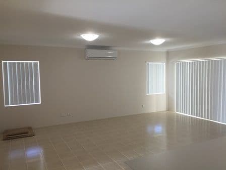 92 HAWTHORY Road, Kilsyth, Kilsyth - Thumbnail 6