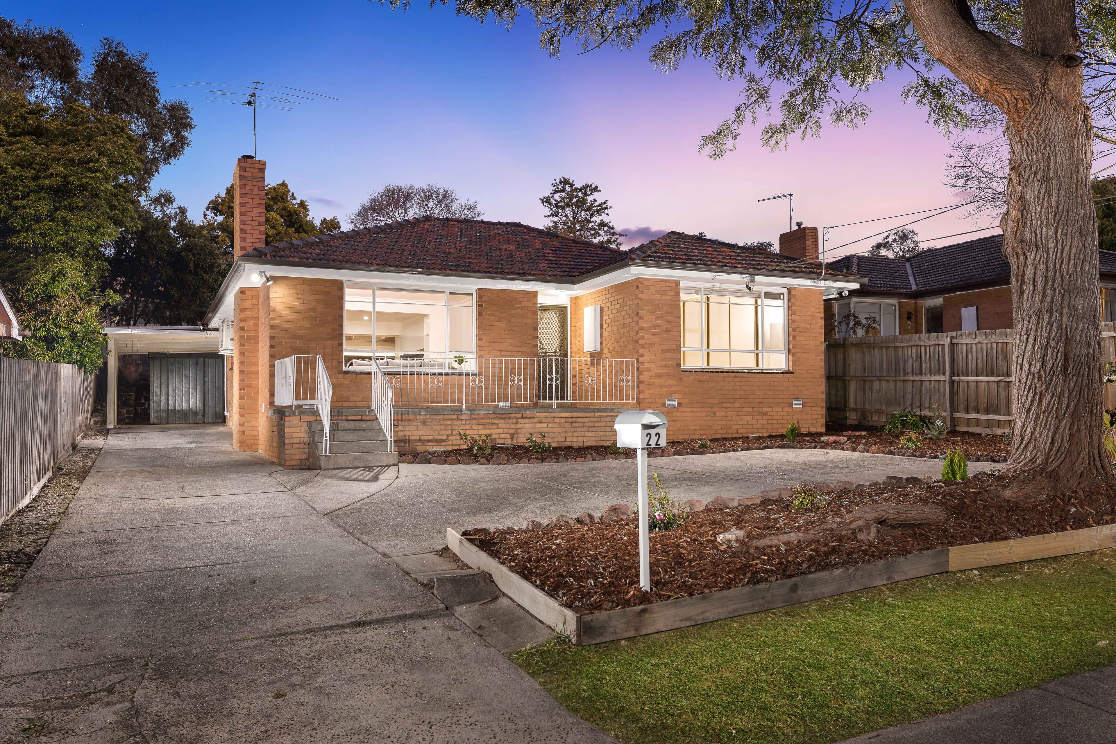 22 Busst Drive, Watsonia North VIC 3087, Watsonia North - Thumbnail 2
