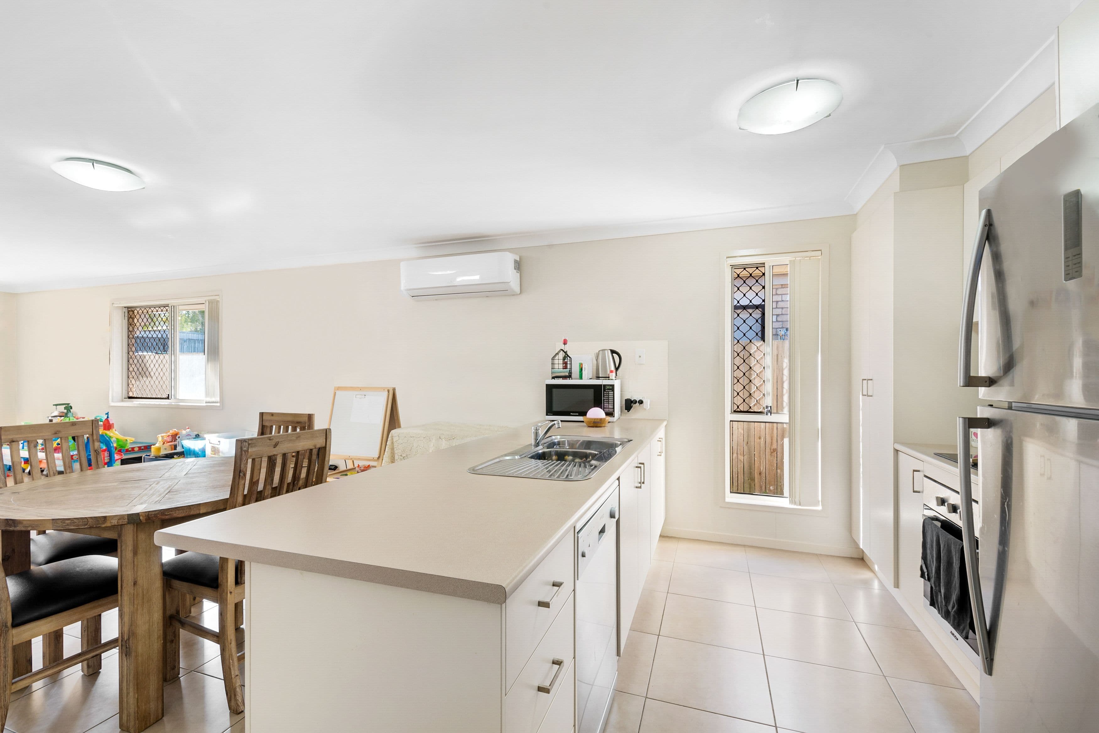 22 Jones Street, Rothwell QLD 4022, Rothwell - Thumbnail 3