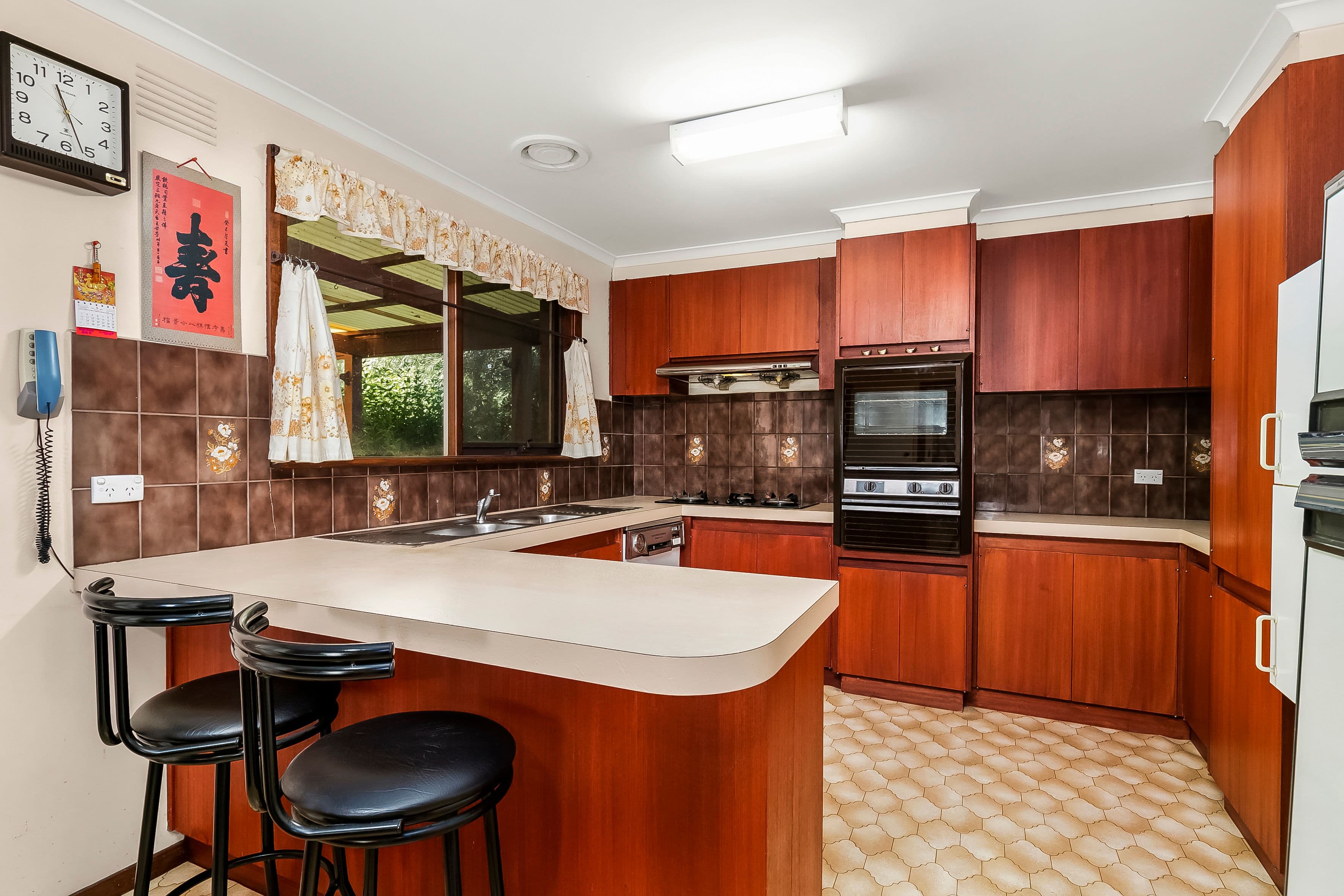 24 Clarke Crescent, Wantirna South VIC 3152, Wantirna South - Thumbnail 4