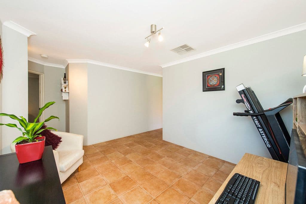35 Zaragoza Drive, Port Kennedy WA 6172, Port Kennedy - Thumbnail 4