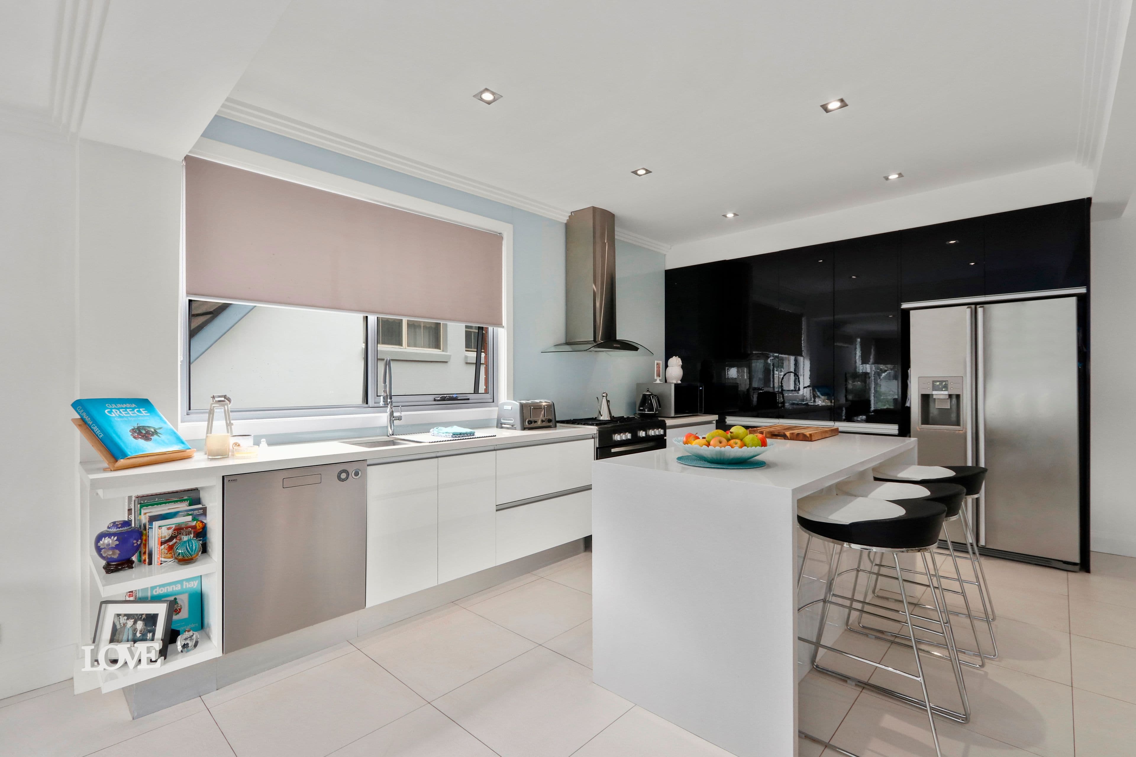 17 Kyle Parade, Blakehurst - Image 1
