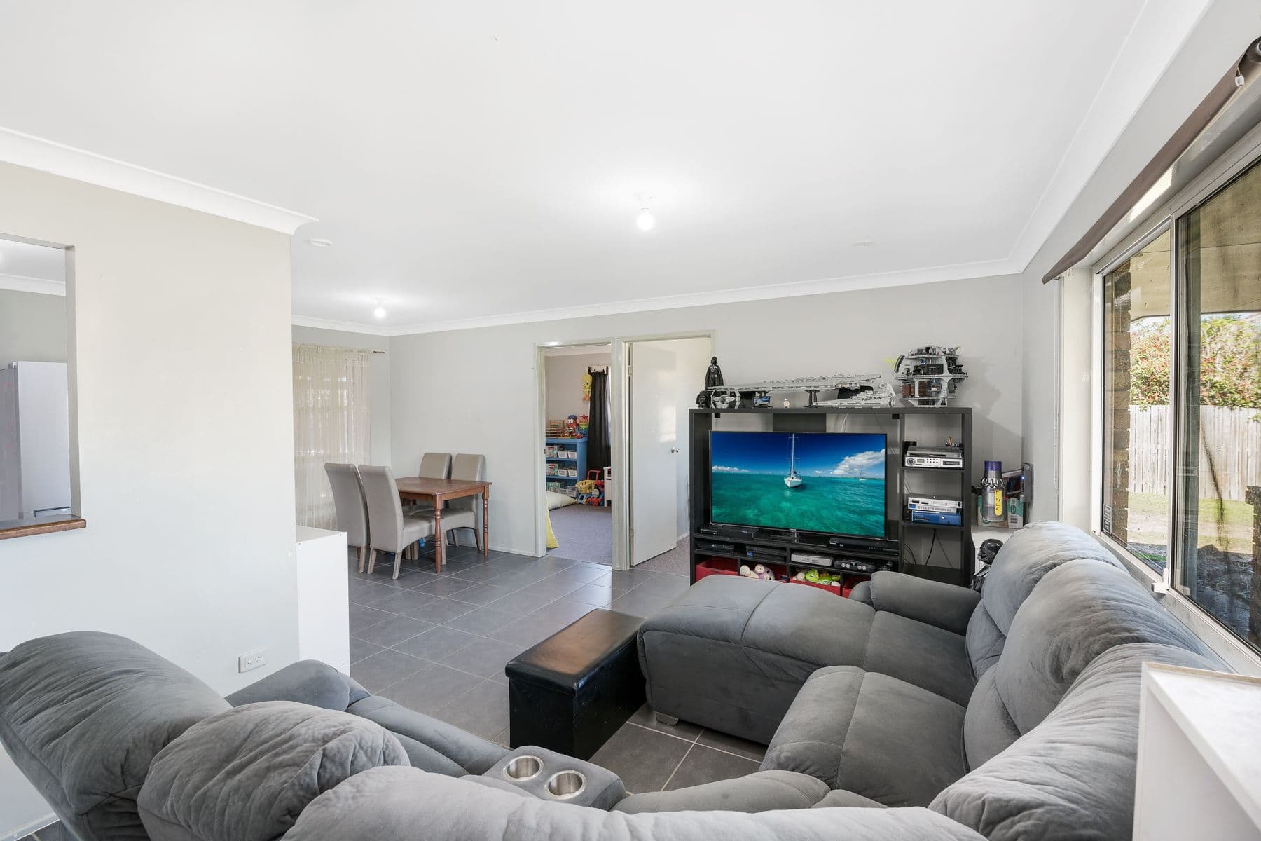 8 Suncrest Court, Caboolture QLD 4510, Caboolture - Thumbnail 3