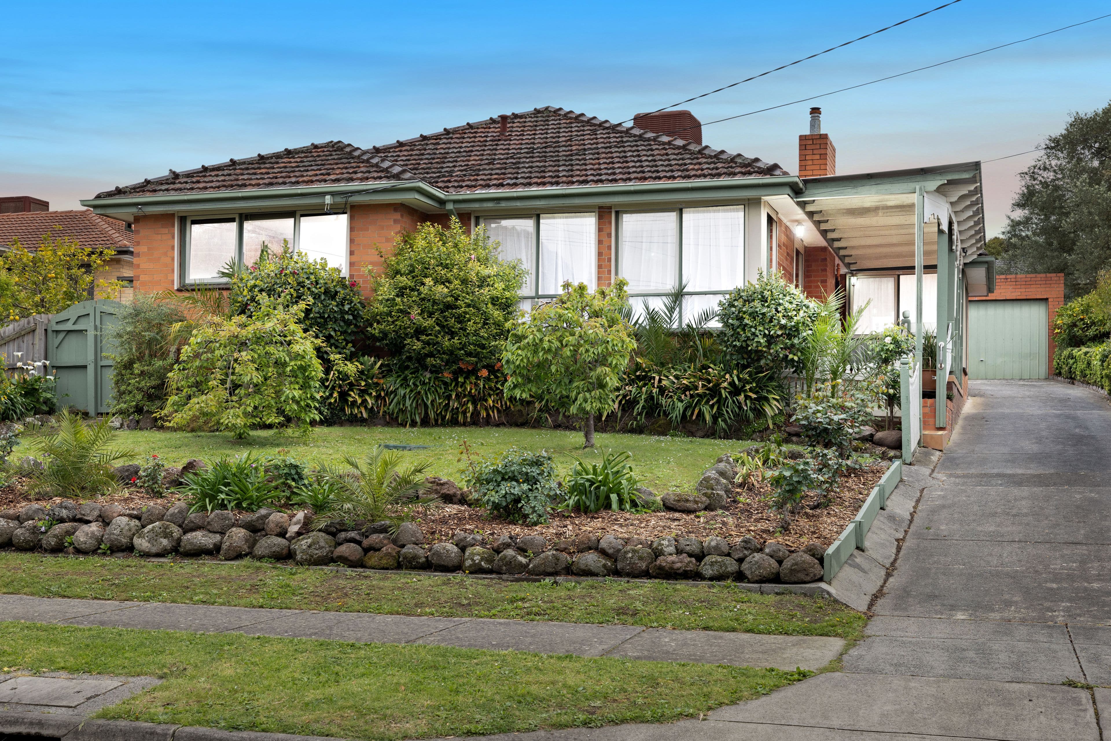 71 Begonia Avenue, Bayswater VIC 3153, Bayswater - Image 1