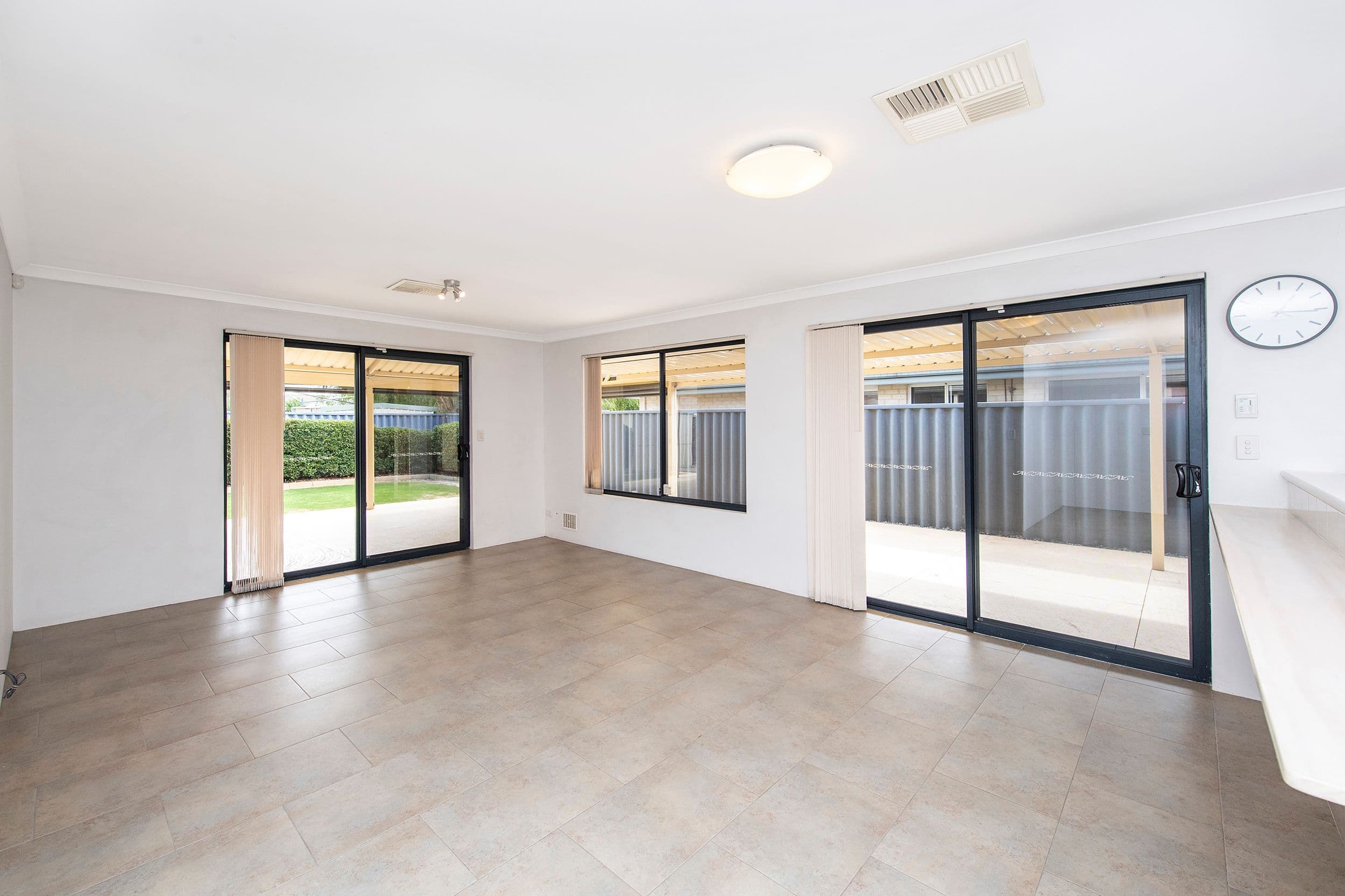 6 Heritage Park Drive, Baldivis WA 6171, Baldivis - Thumbnail 4