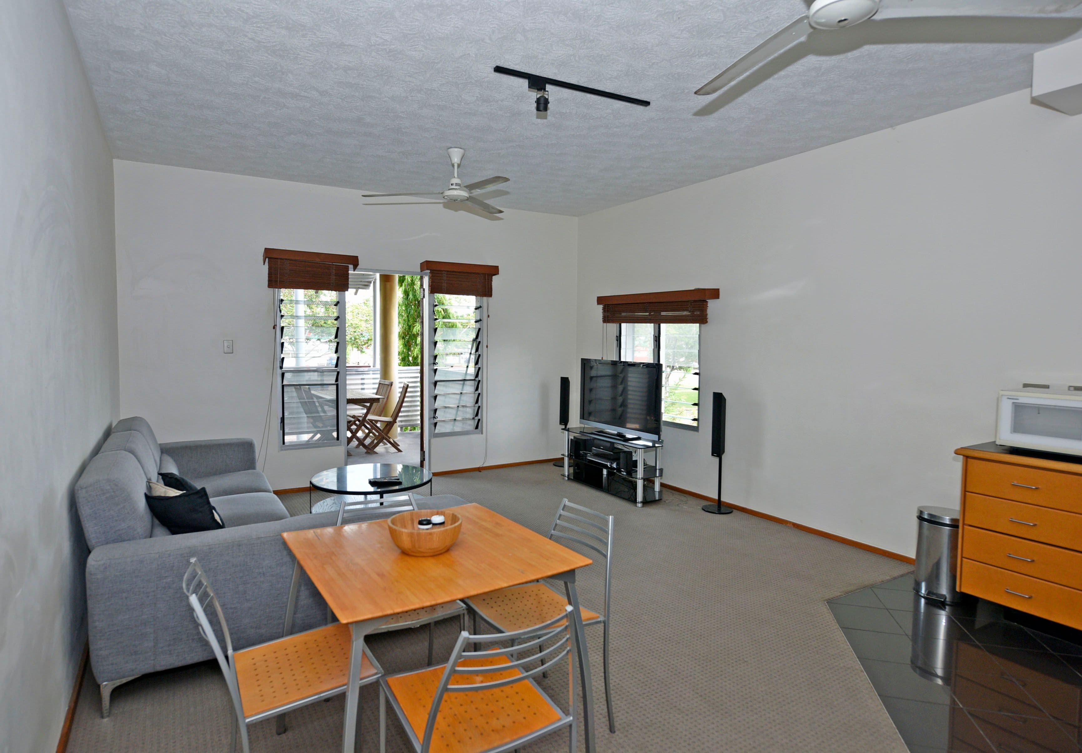 1/12 McLachlan Street, DARWIN CITY NT 0800, Darwin City - Image 1