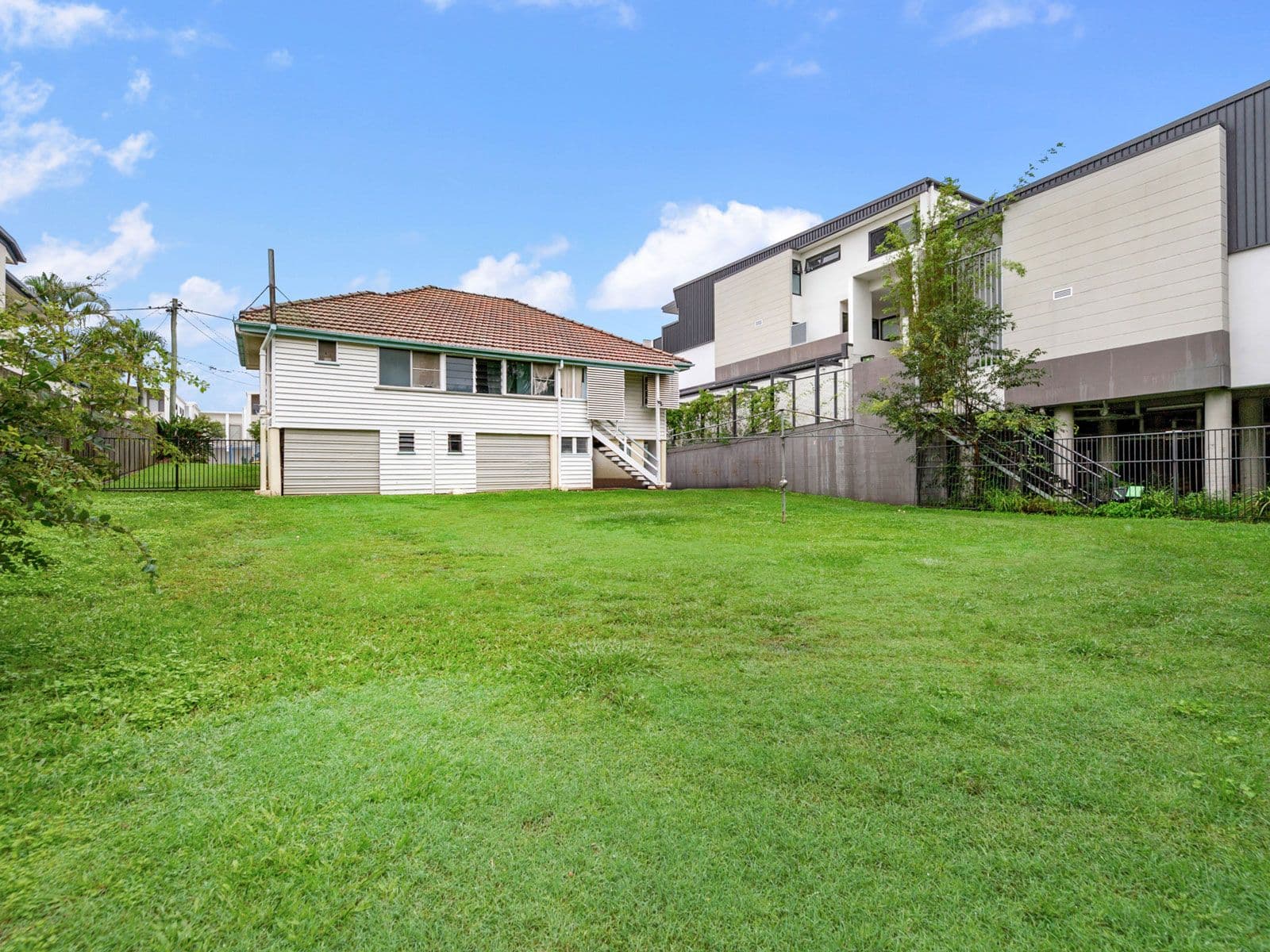 15 Eversley Terrace, Yeronga QLD 4104, Yeronga - Thumbnail 2