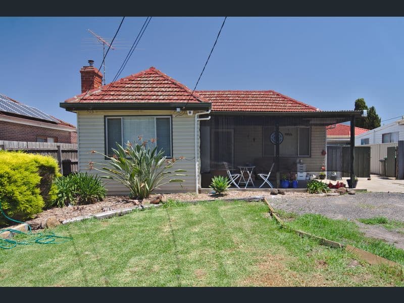 5 McArthur Avenue, St Albans VIC 3021, St Albans - Thumbnail 8