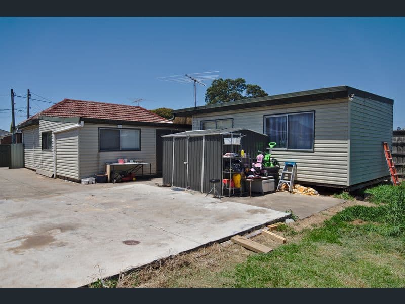 5 McArthur Avenue, St Albans VIC 3021, St Albans - Thumbnail 7