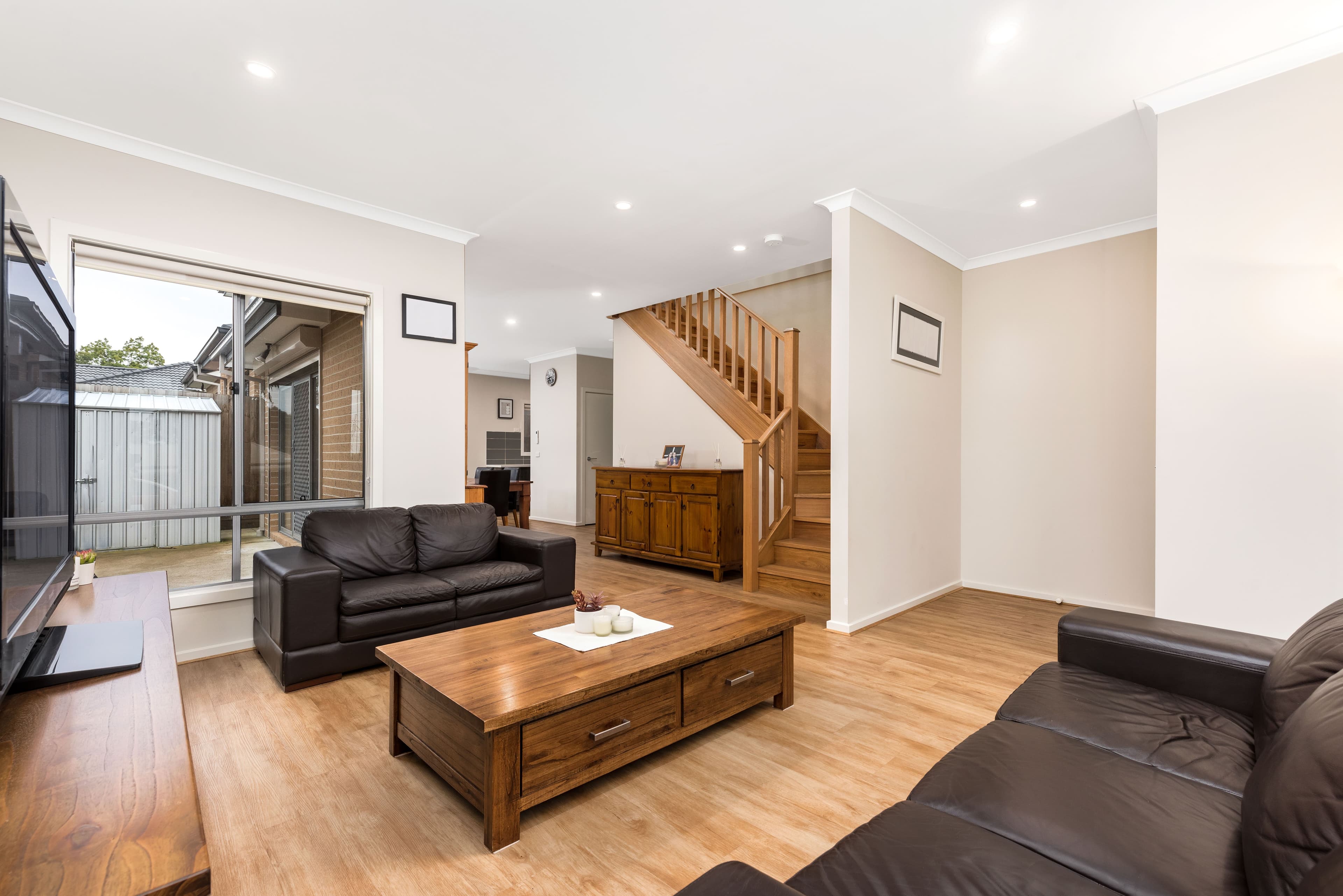 26 McGlynn Avenue, South Morang VIC 3752, South Morang - Thumbnail 2