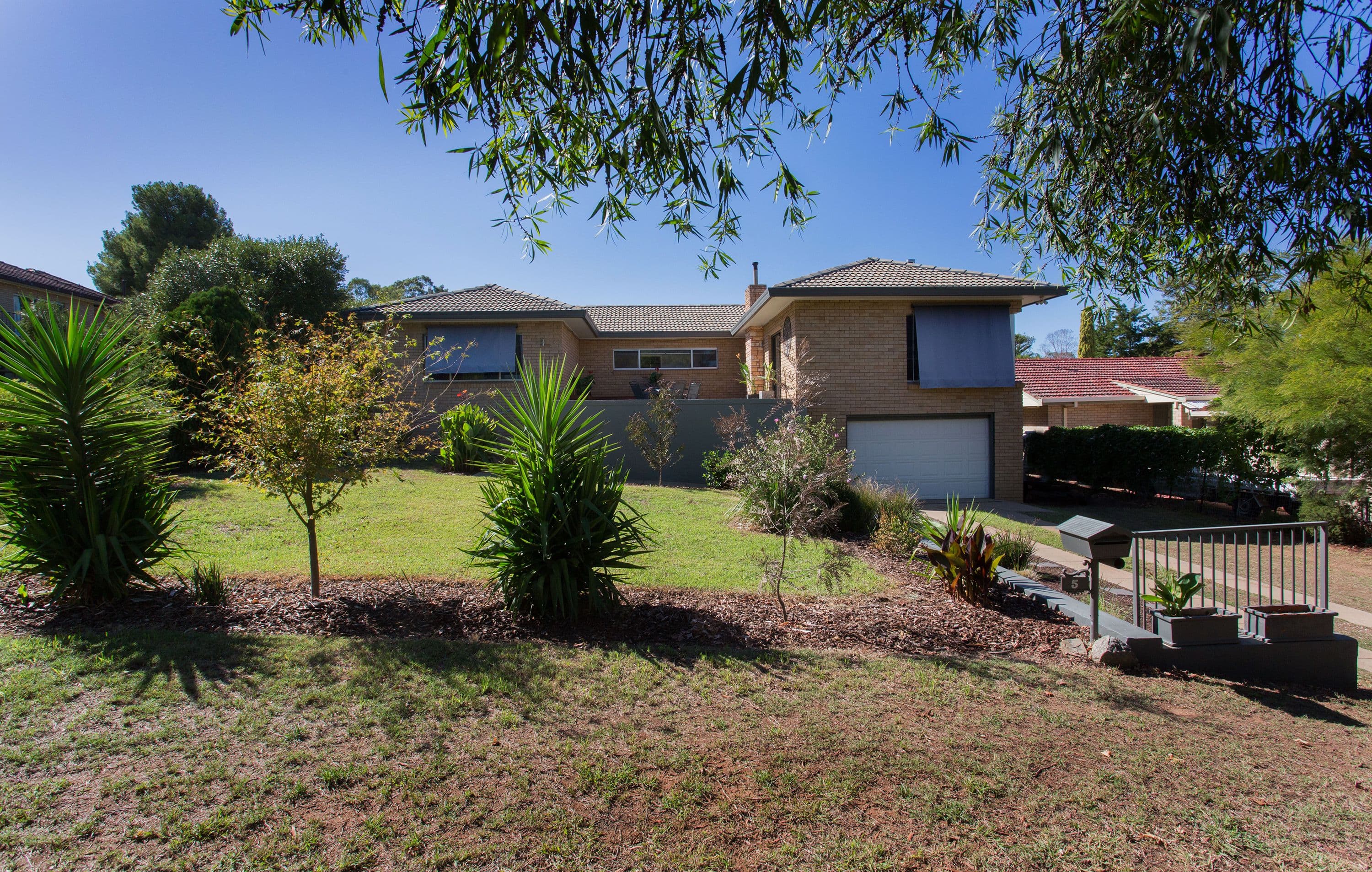 5 Elizabeth Avenue, Cowra - Image 1