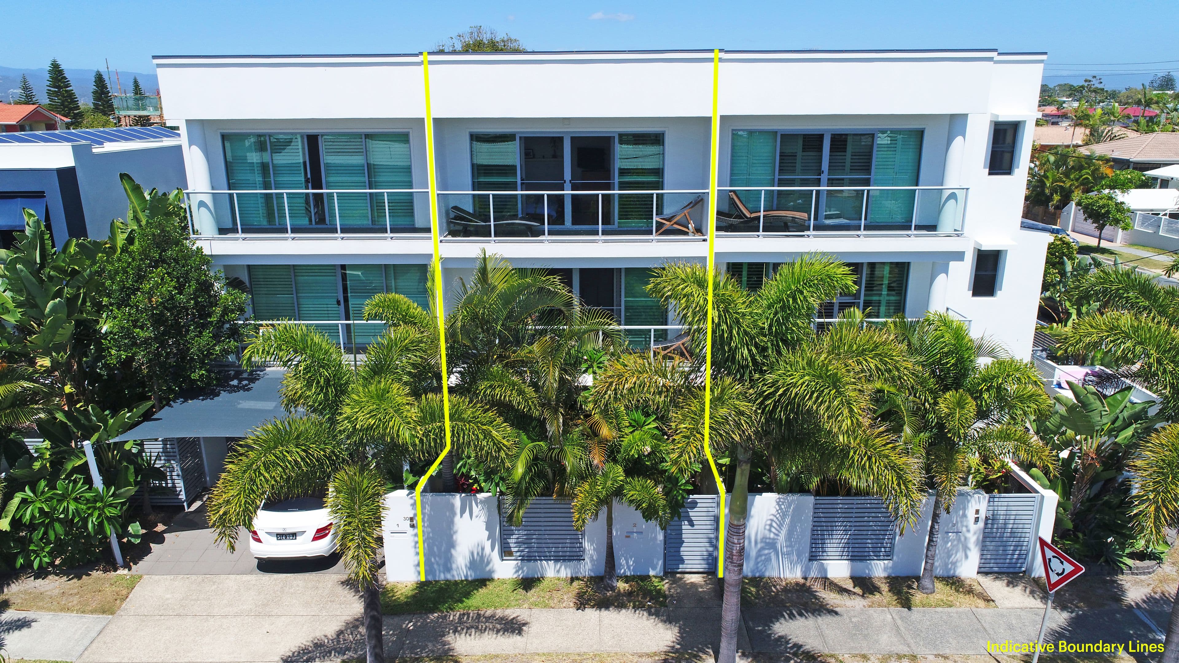 30 Redondo Avenue, Miami QLD 4220, Miami - Thumbnail 2