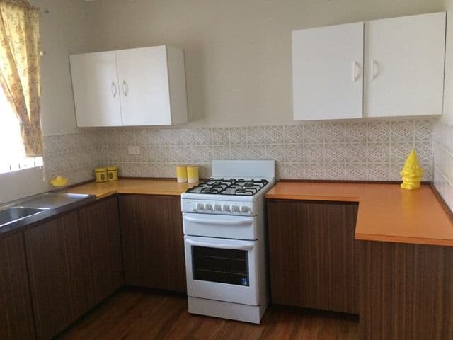 8A Lyal Court, Thornlie WA 6108, Thornlie - Thumbnail 2