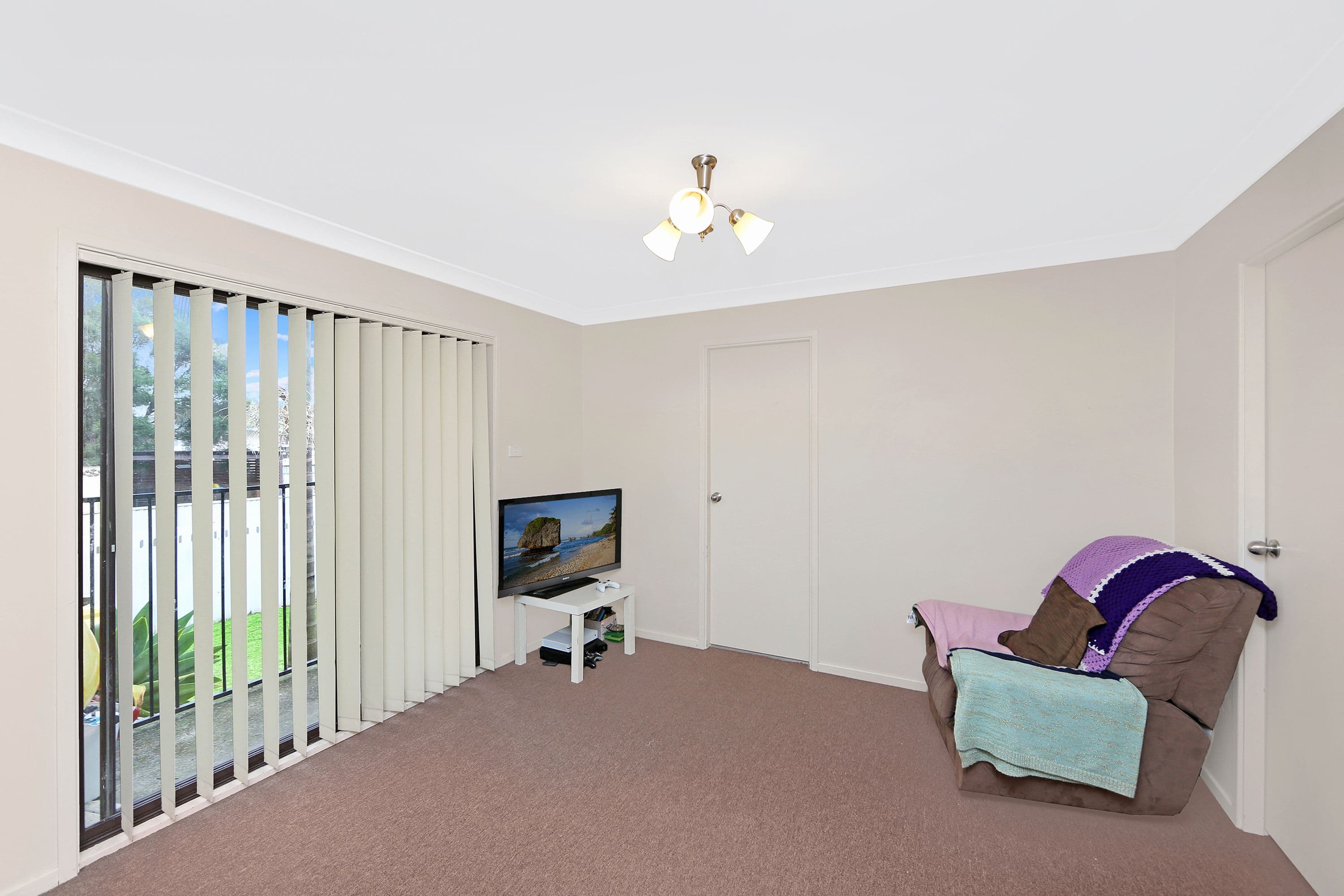 11 Penguin Road, Blue Haven - Thumbnail 5