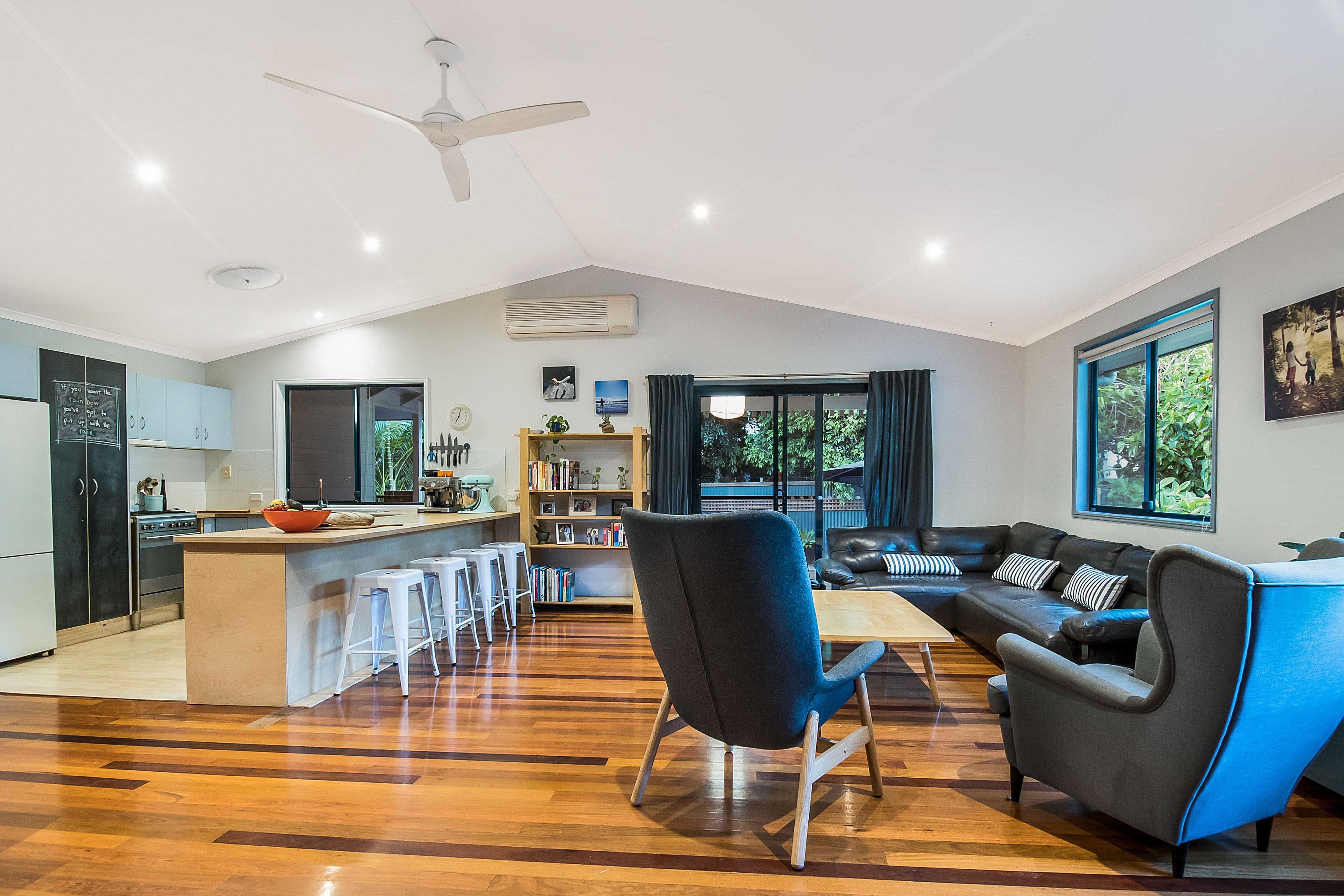 38 Roses Road, Federal - Thumbnail 2