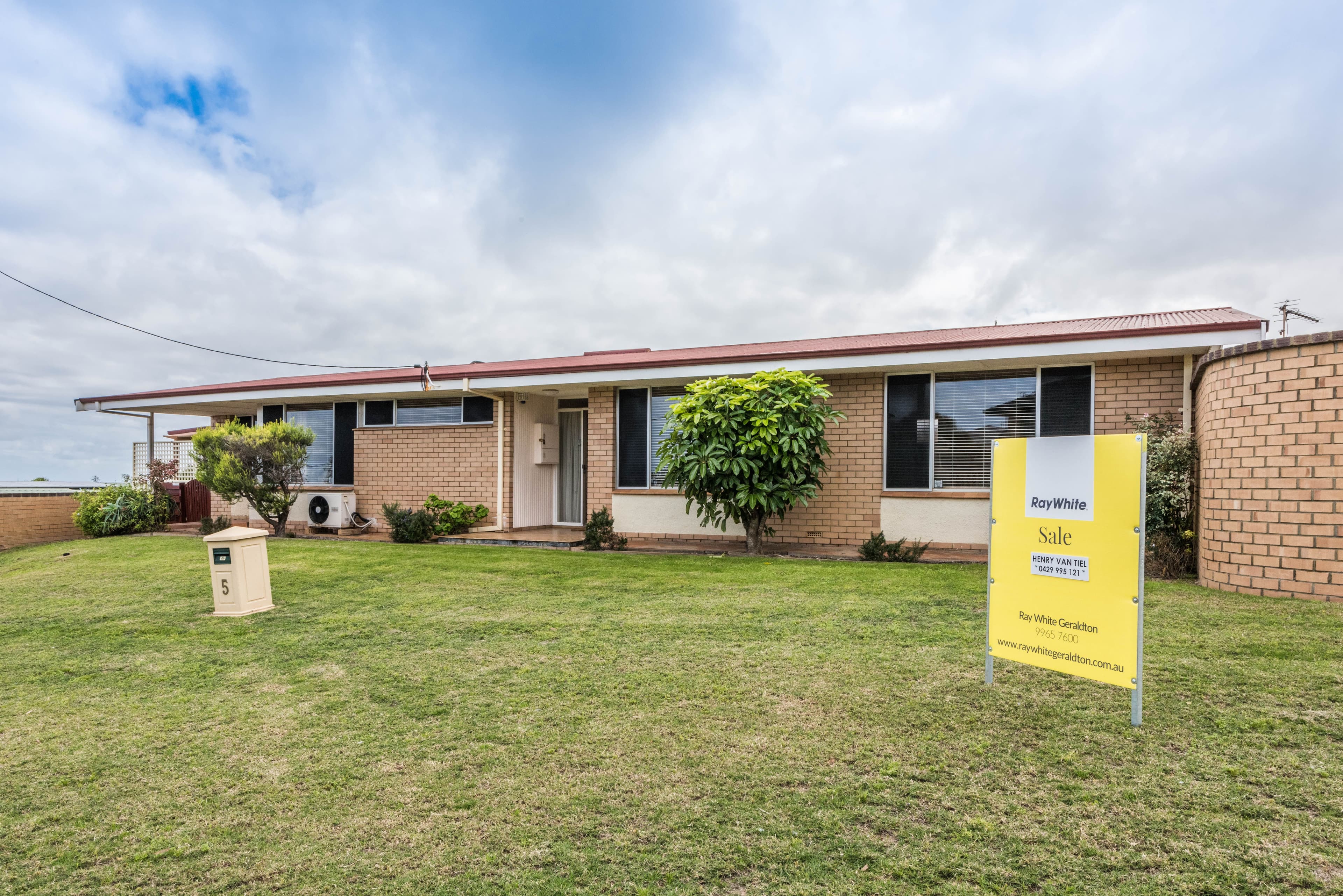 5 Wattle Avenue, Geraldton WA 6530, Geraldton - Thumbnail 2