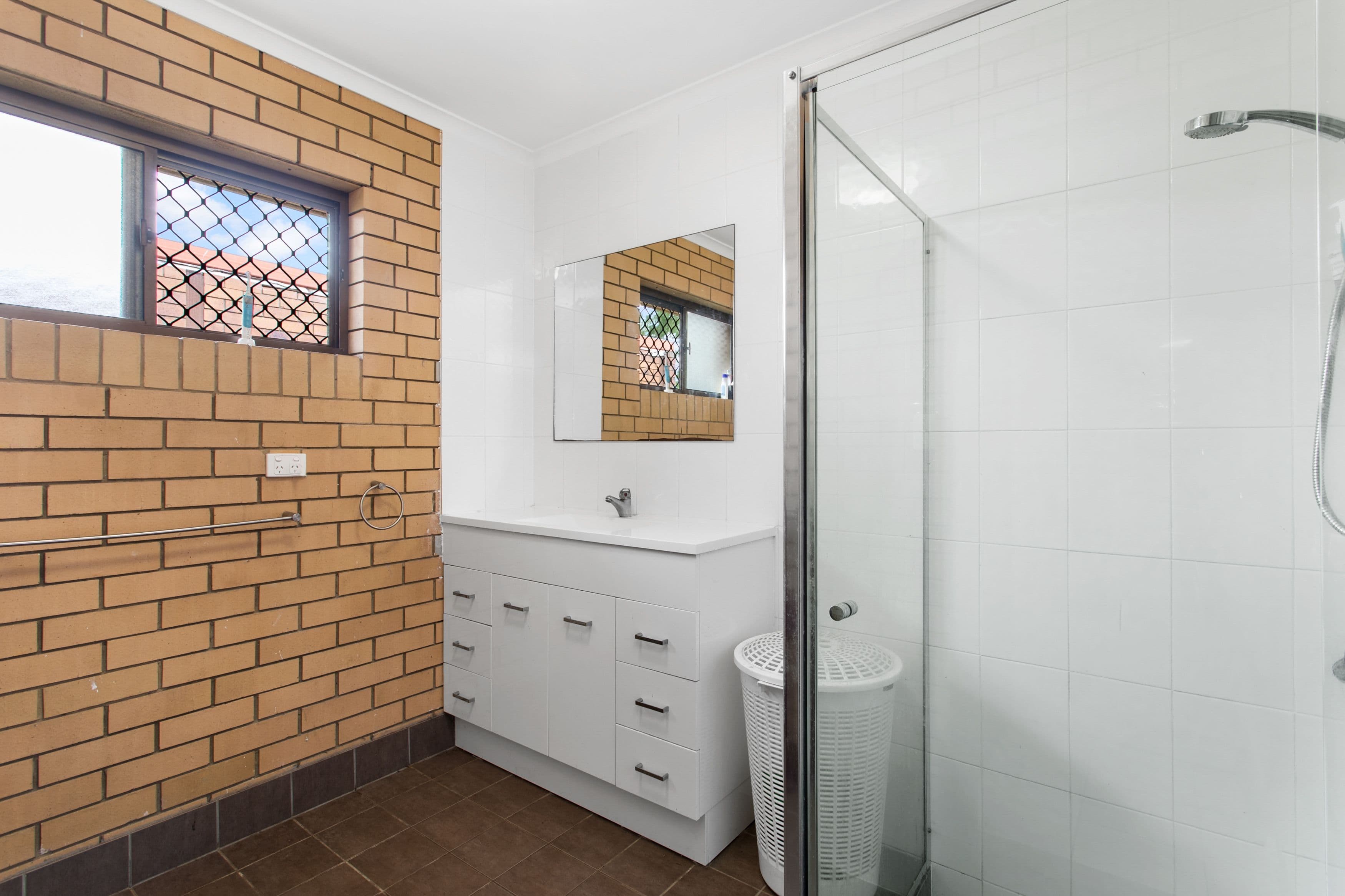 68 James Road, Beachmere QLD 4510, Beachmere - Thumbnail 5
