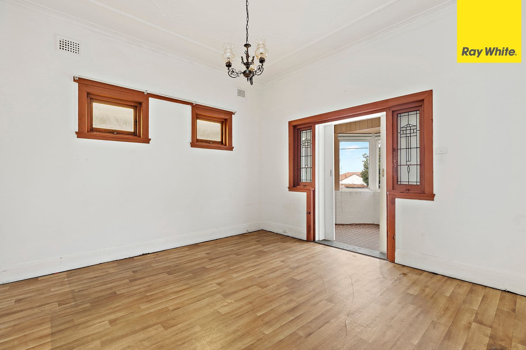 5 Warren Parade, Punchbowl - Thumbnail 4