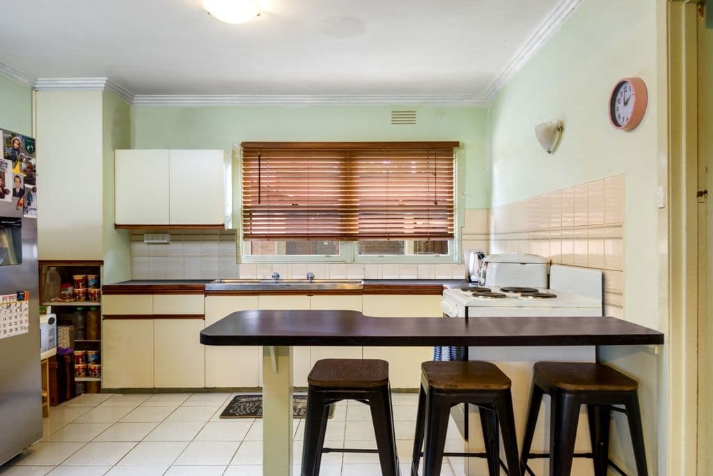 1/824 Chisholm Street, Black Hill  Victoria  3350, Australia, Black Hill - Thumbnail 3