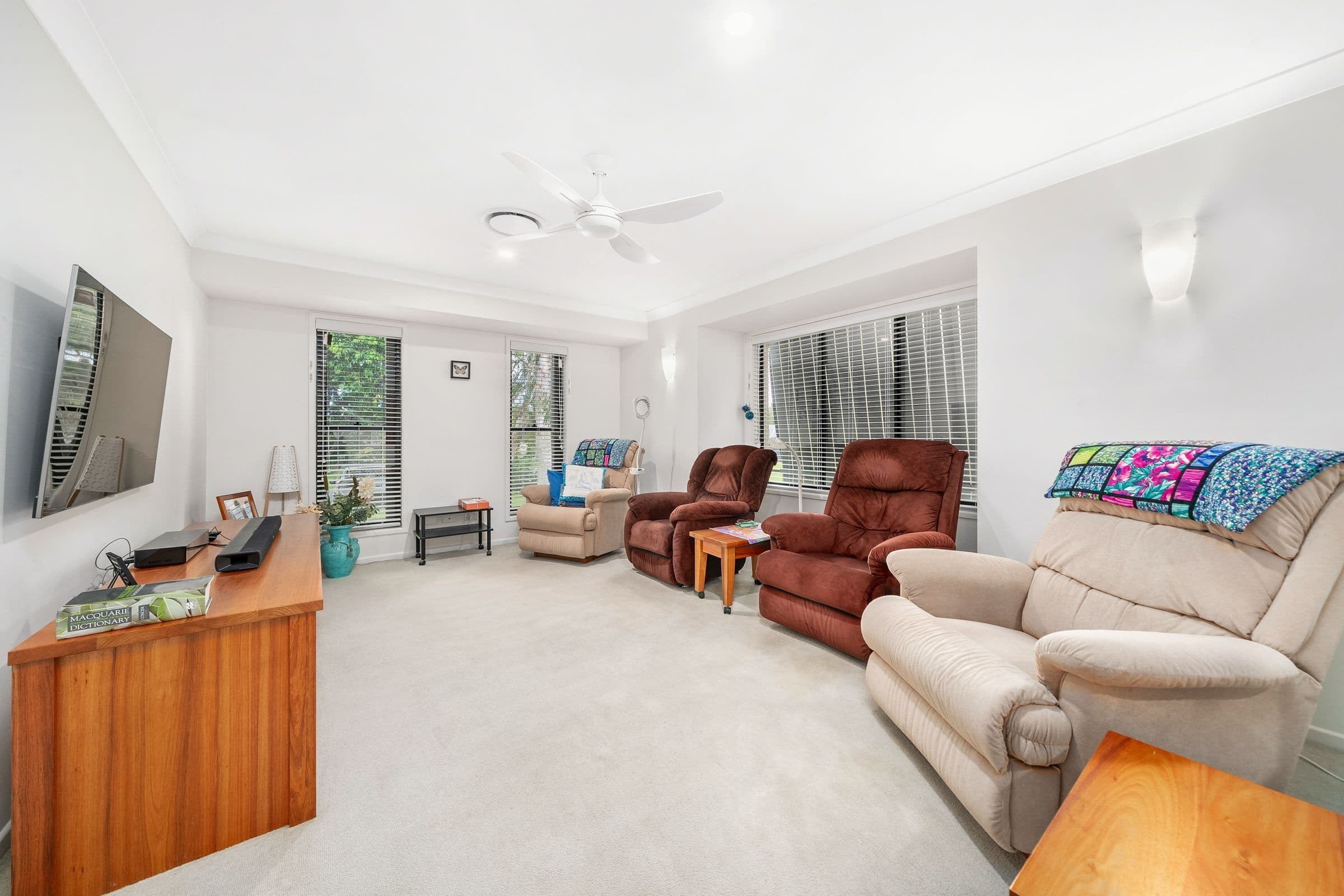 16 Barnard Crescent, Murrumba Downs QLD 4503, Murrumba Downs - Thumbnail 2