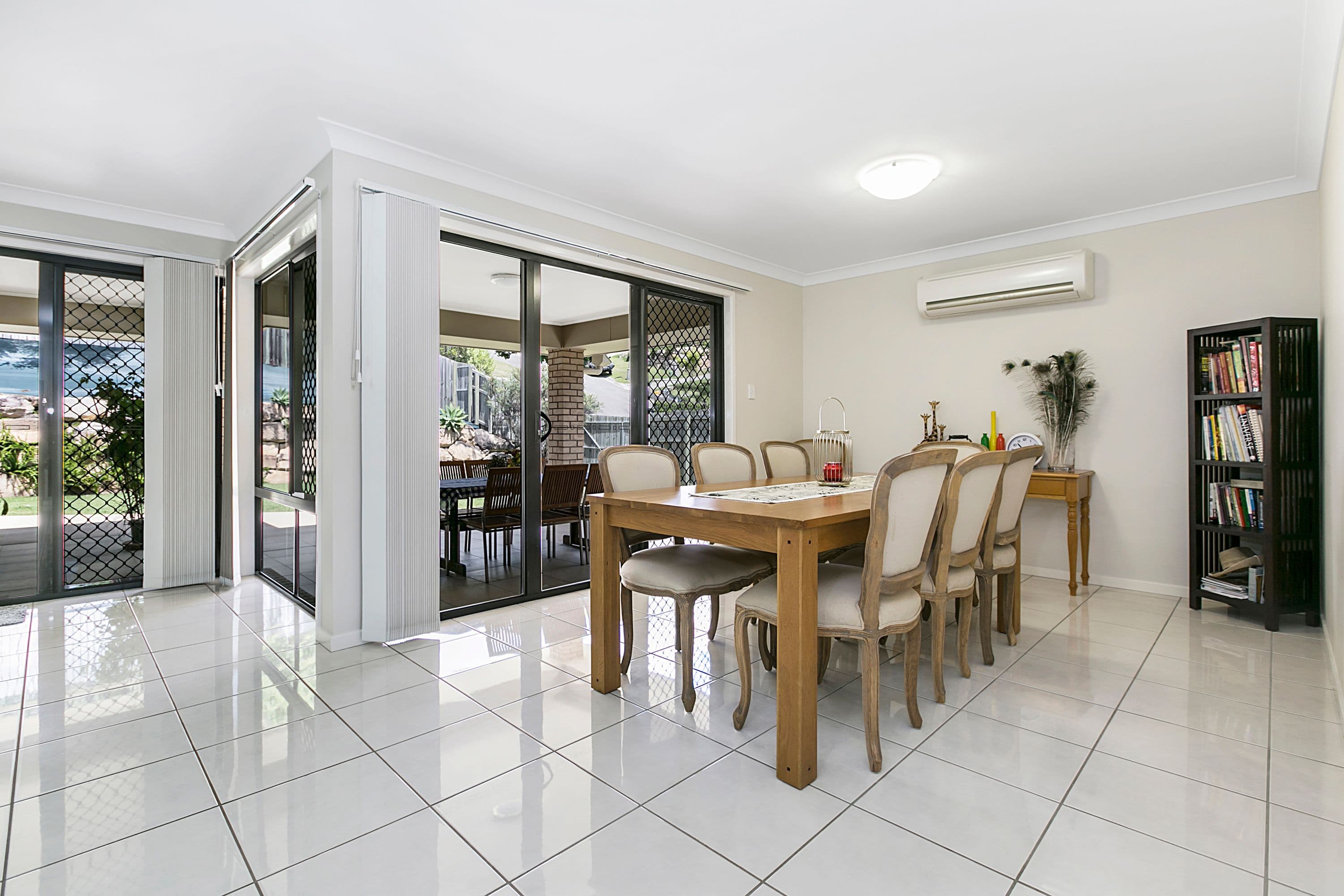 7 Granada Drive, Eatons Hill QLD 4037, Eatons Hill - Thumbnail 4