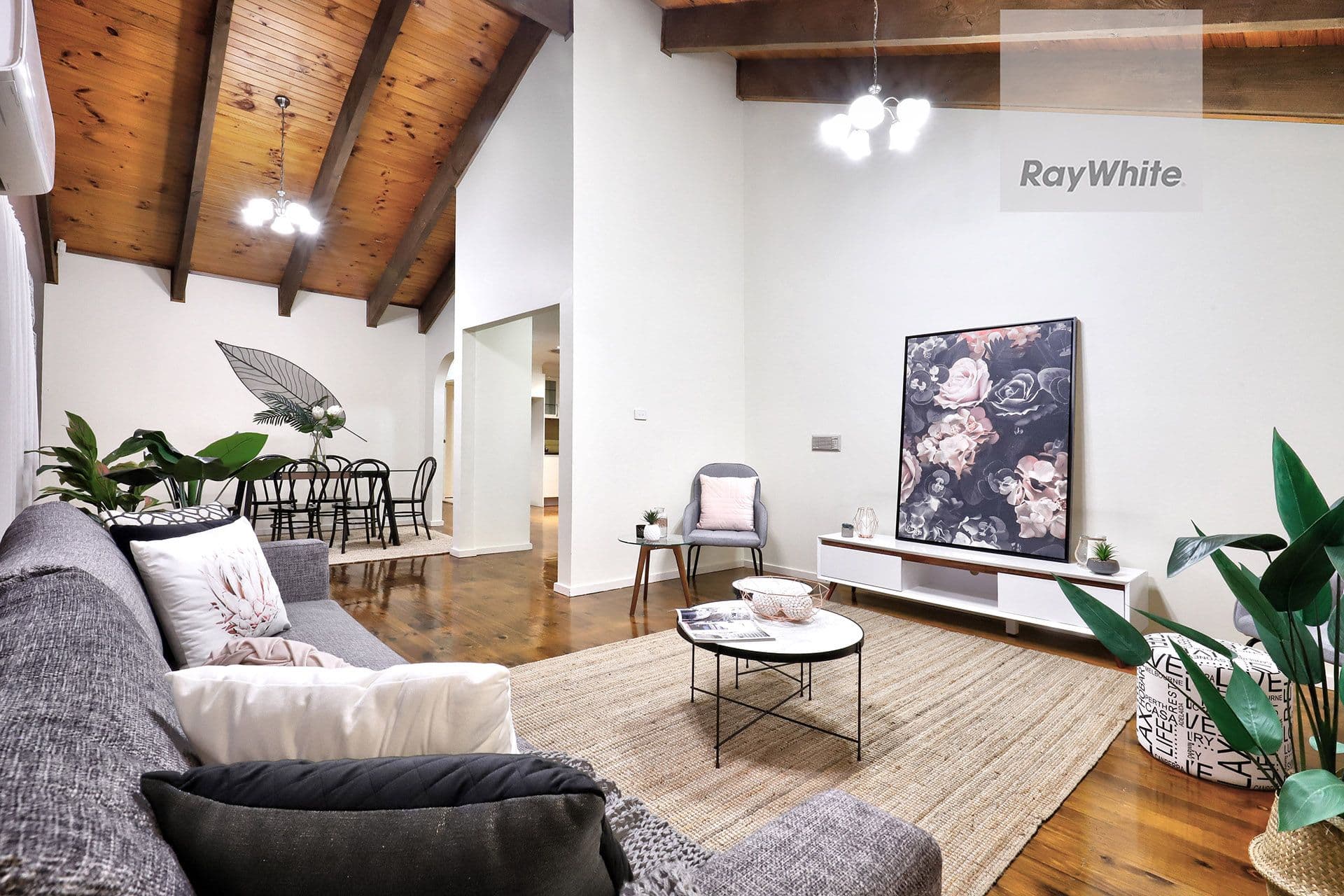 4 Lyre Court, Gladstone Park VIC 3043, Gladstone Park - Thumbnail 3