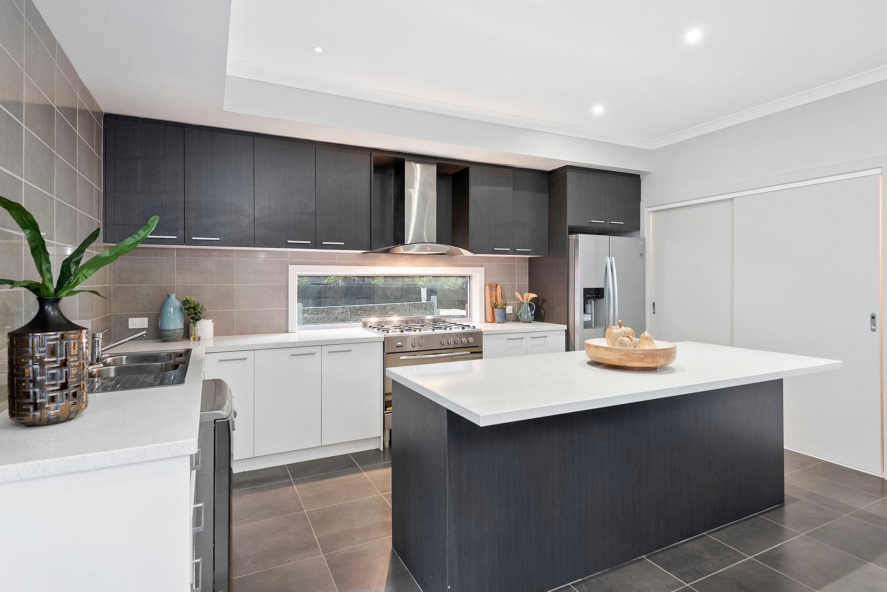 4 Mollison Drive, Doreen VIC 3754, Doreen - Thumbnail 2