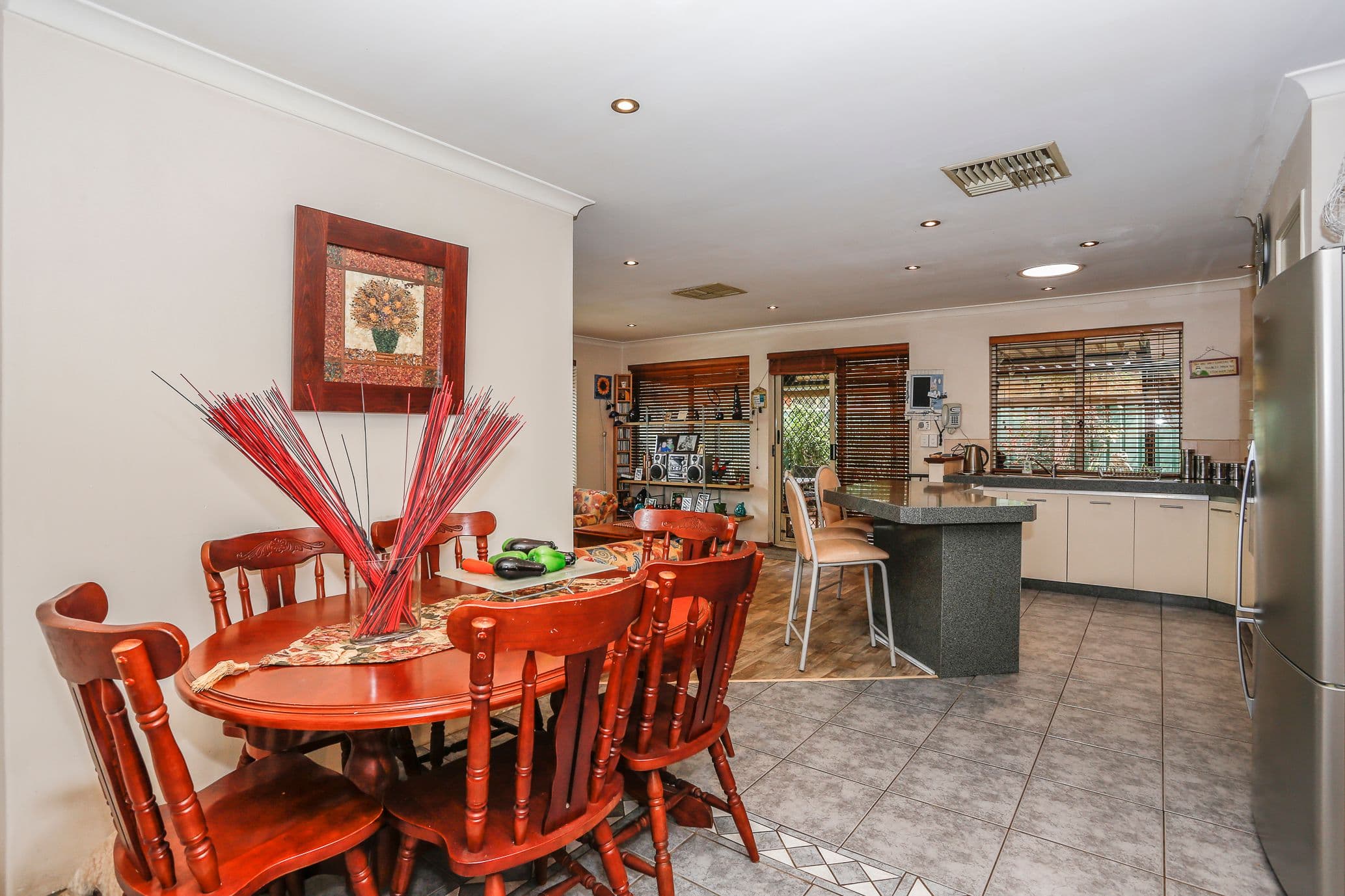 9 Berry Court, Maddington WA 6109, Maddington - Thumbnail 3