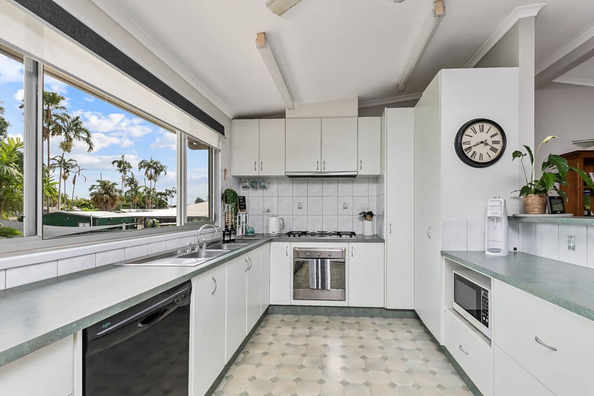 9 Abrahams Court, Malak NT 0812, Malak - Thumbnail 2