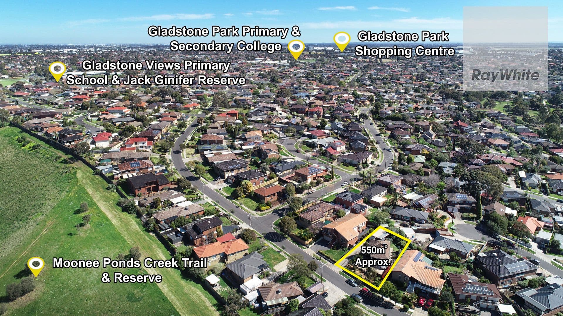39 Clarke Drive, Gladstone Park VIC 3043, Gladstone Park - Thumbnail 3