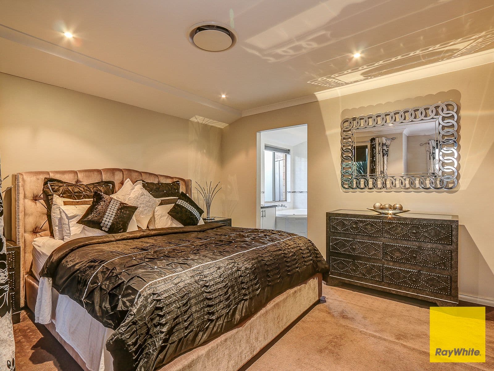 23 Rossmore Drive, Madeley WA 6065, Madeley - Thumbnail 5