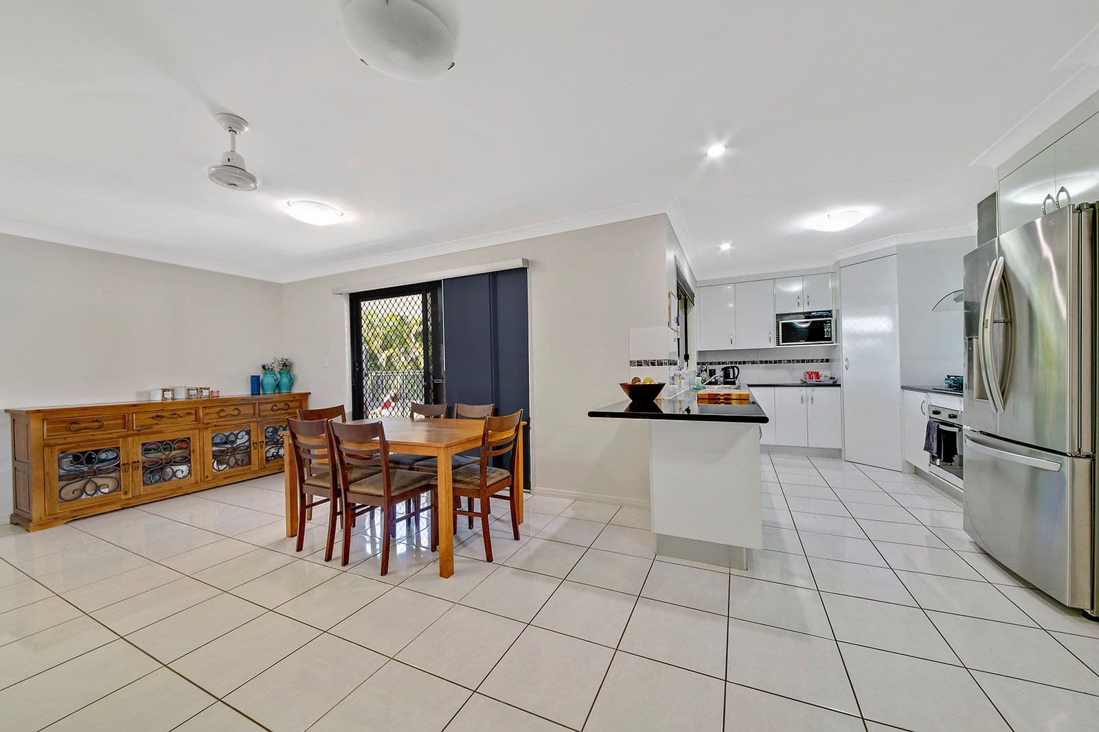 24 Kingfisher Drive, Yeppoon QLD 4703, Yeppoon - Thumbnail 2