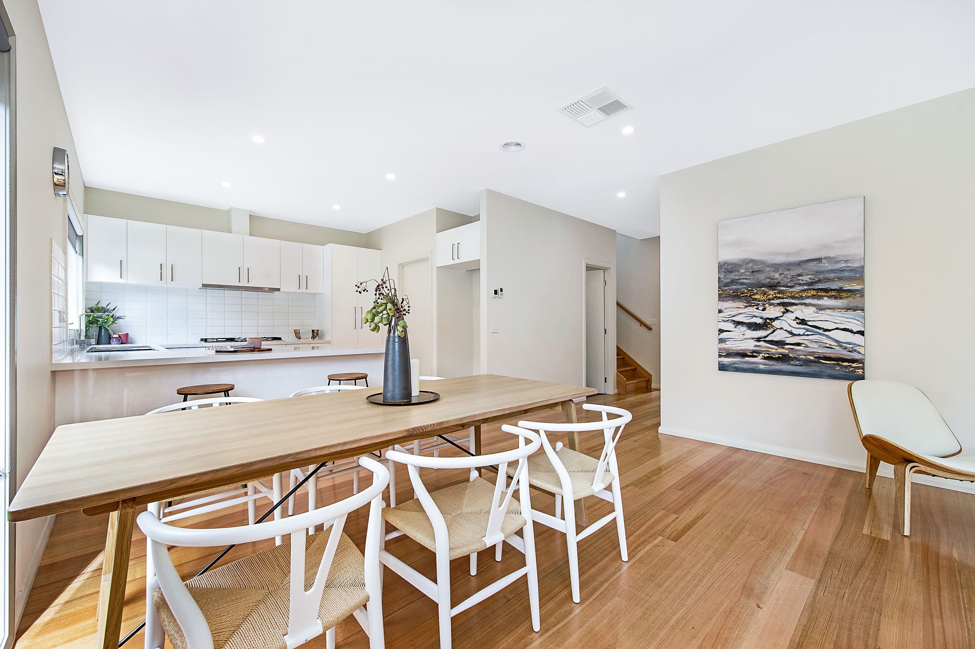 1 Oakern Street, Mount Waverley VIC 3149, Mount Waverley - Thumbnail 2