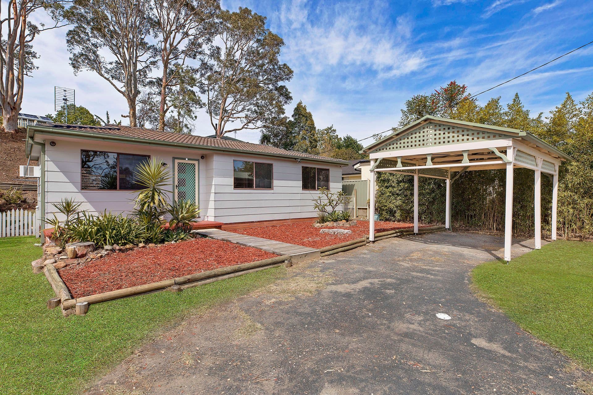 14 Scullin Place, Berkeley Vale - Thumbnail 5