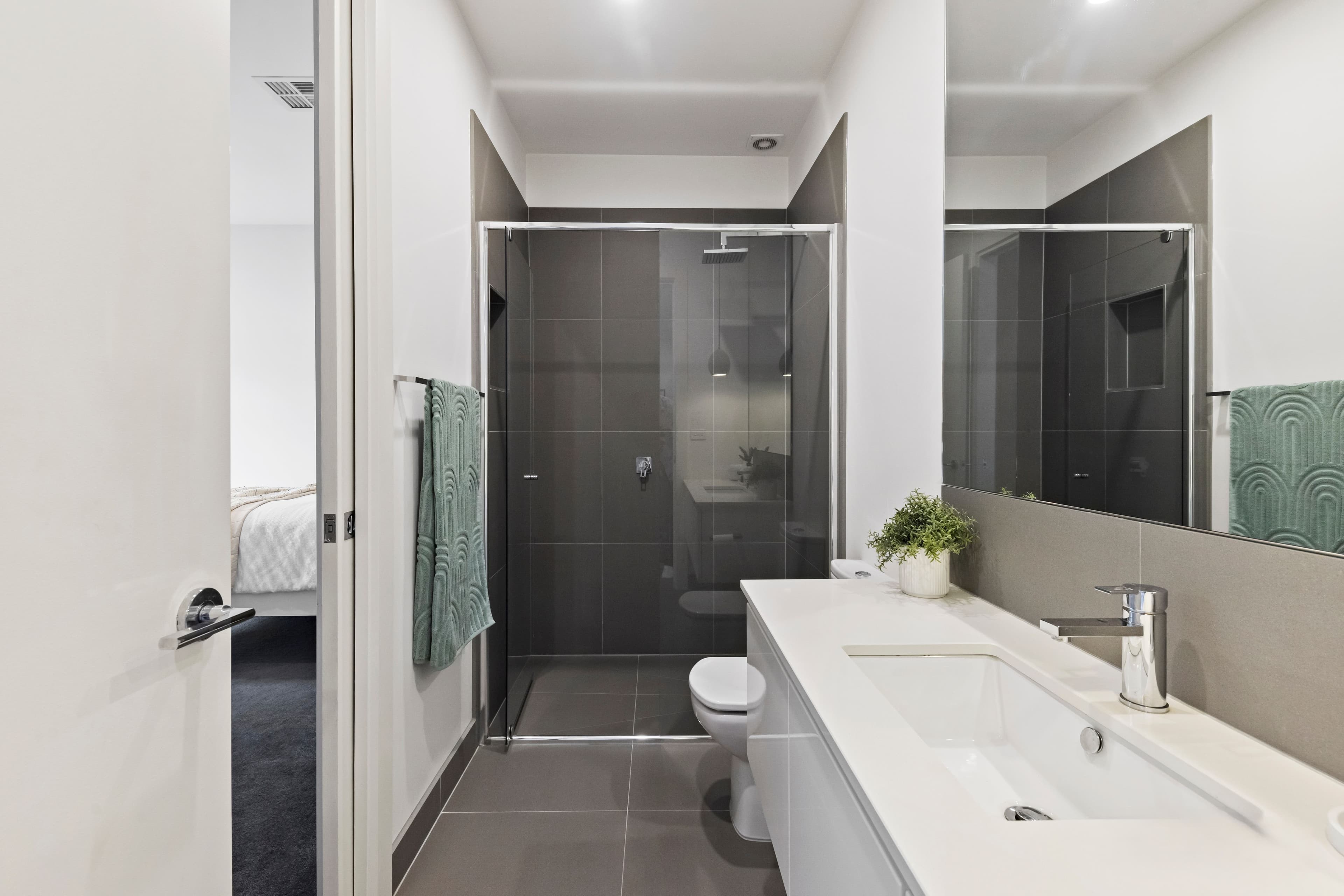 2A Curnola Avenue, Doncaster VIC 3108, Doncaster - Thumbnail 5