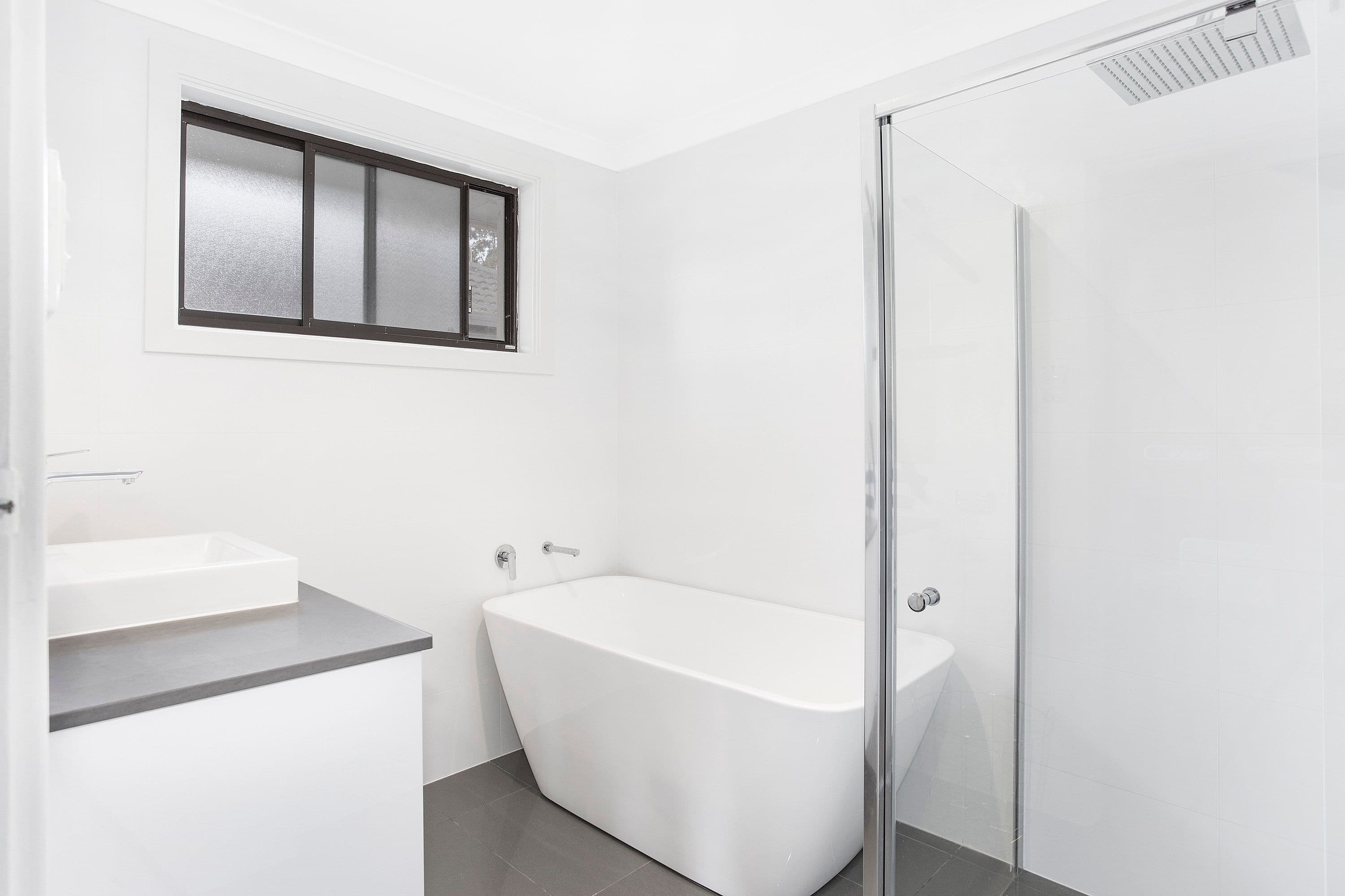 3 Gladys Avenue, Berkeley Vale - Thumbnail 7