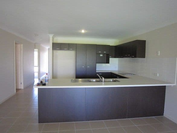 27 Hugo Drive, Beaudesert QLD 4285, Beaudesert - Thumbnail 2